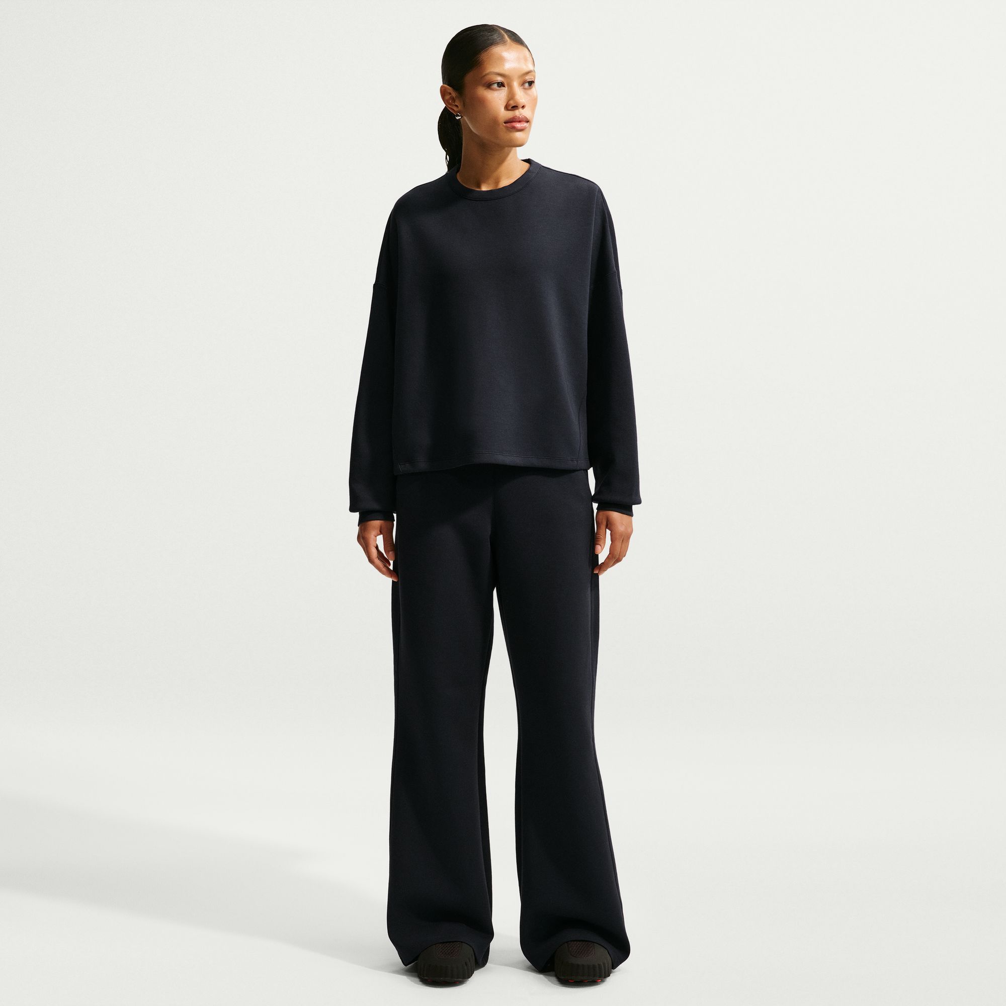 Nike Women's 24.7 ImpossiblySoft Oversized Crewneck Sweatshirt product image