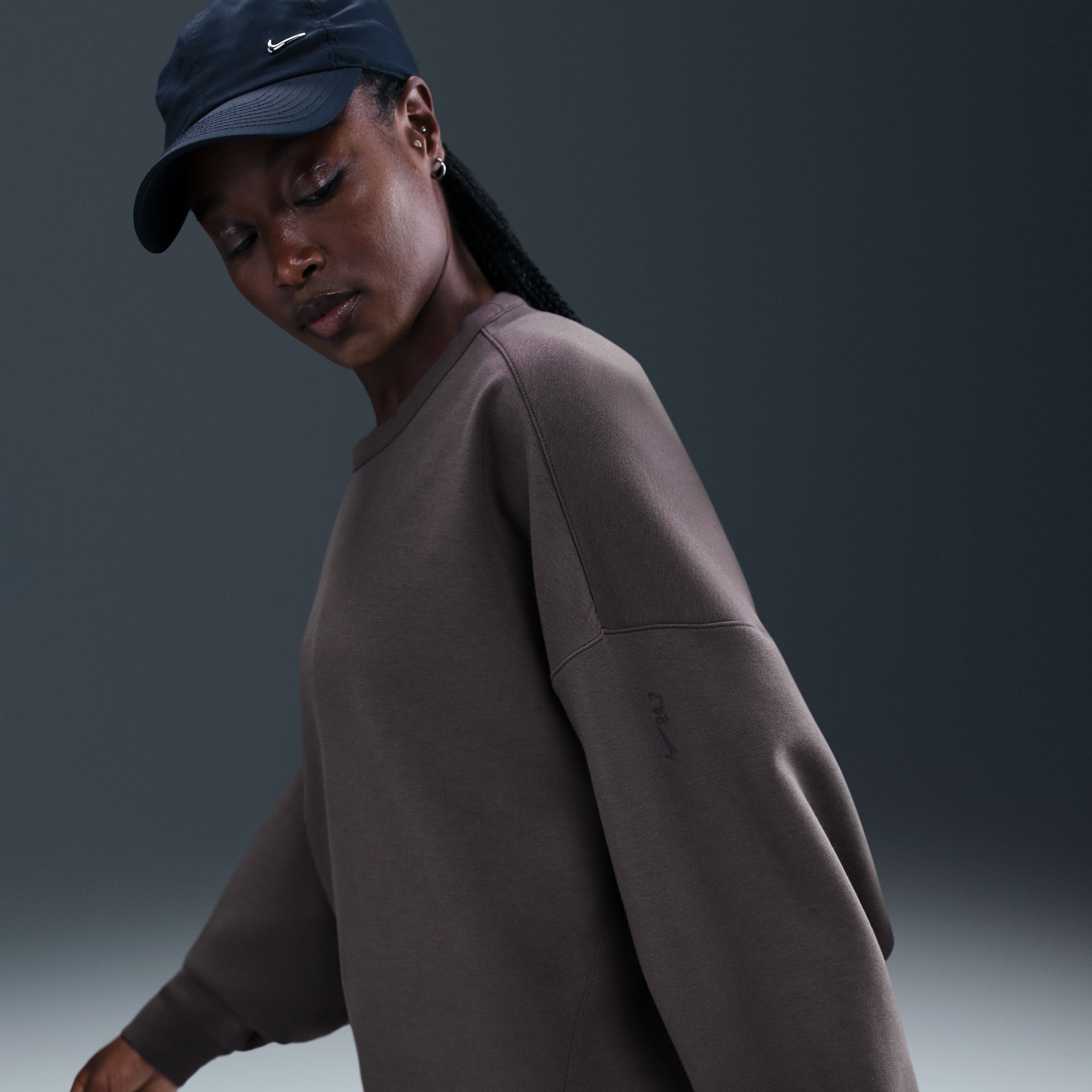 Nike Women's 24.7 ImpossiblySoft Oversized Crewneck Sweatshirt product image