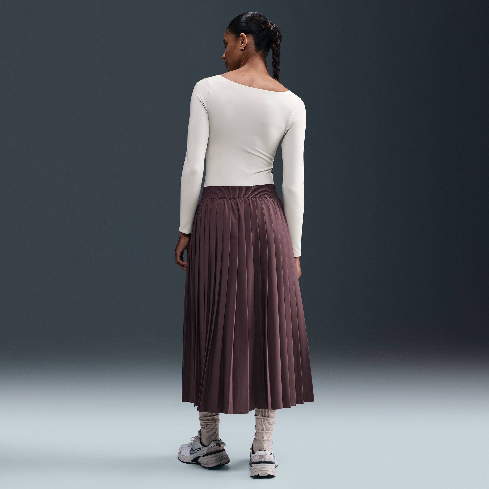 Nike Women's Form Long-Sleeve Bodysuit product image