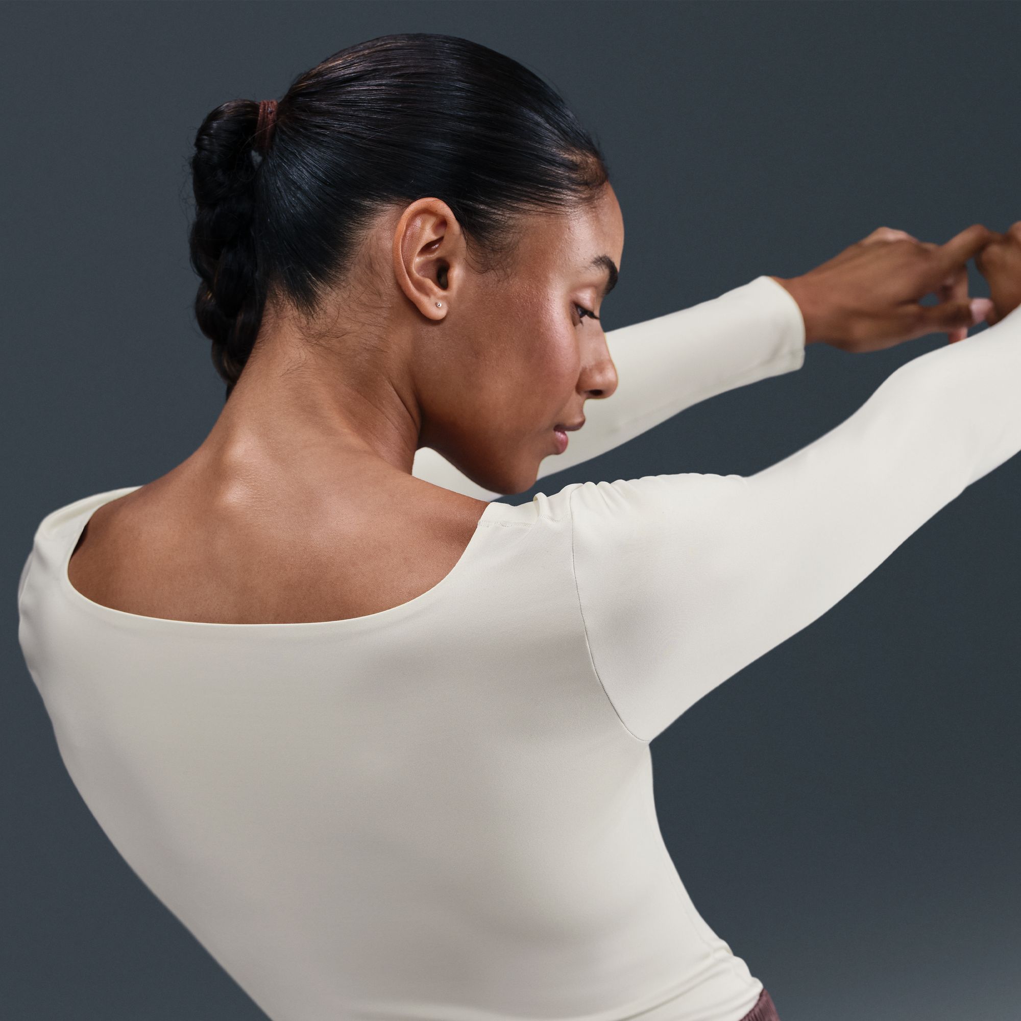 Nike Women's Form Long-Sleeve Bodysuit product image