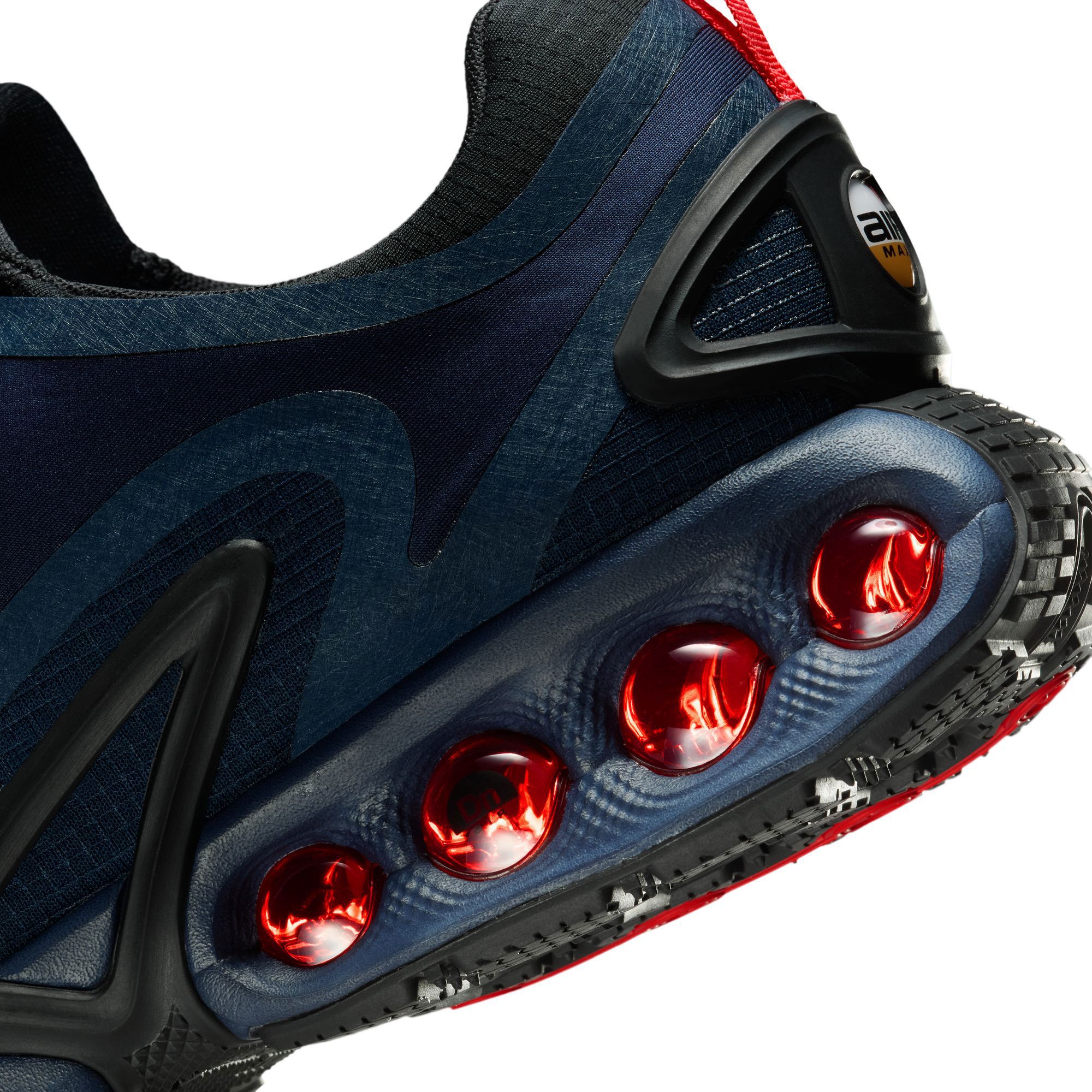 Nike Men's Air Max DN Roam Shoes product image