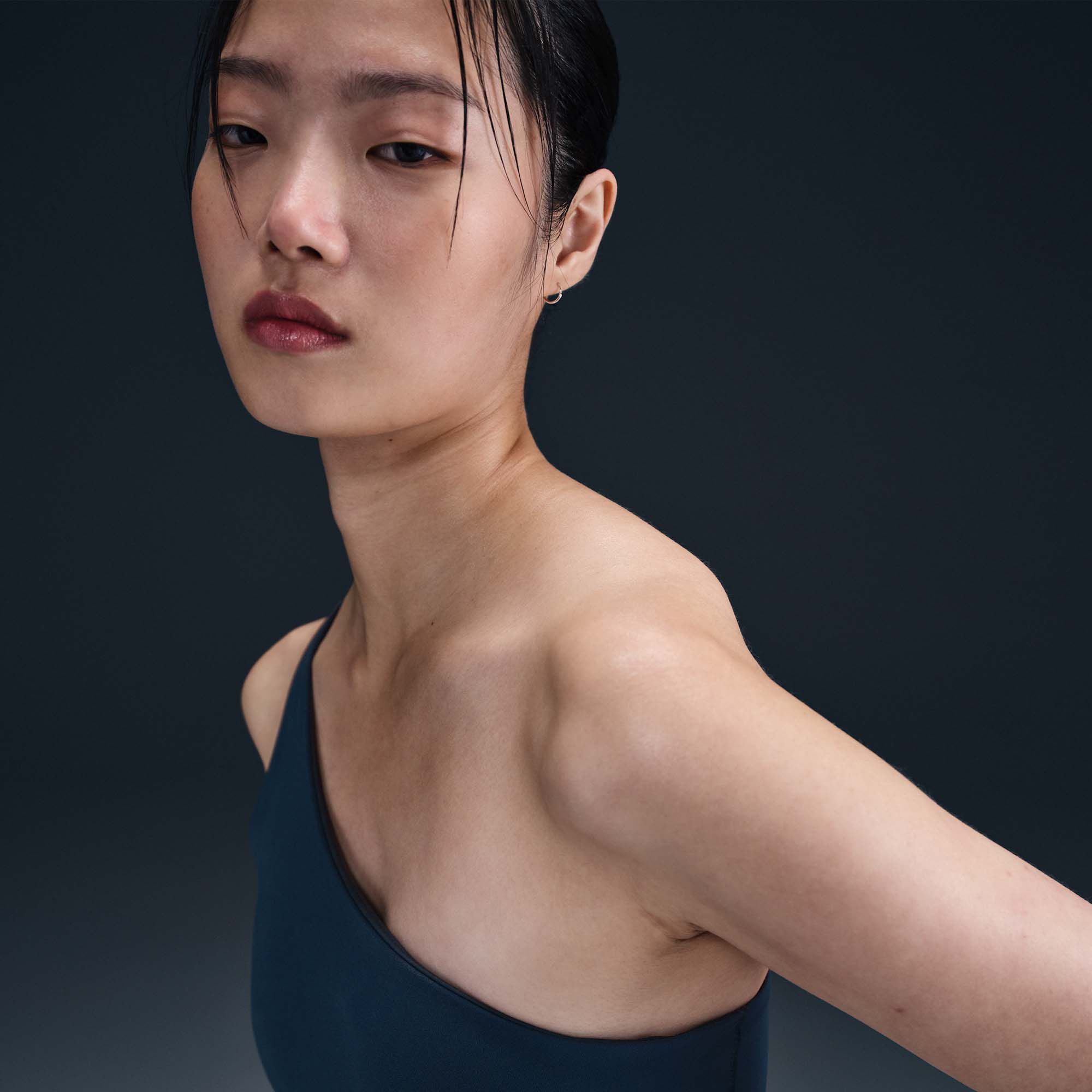 Nike Women's Zenvy Asymmetrical Light-Support Padded Sports Bra product image