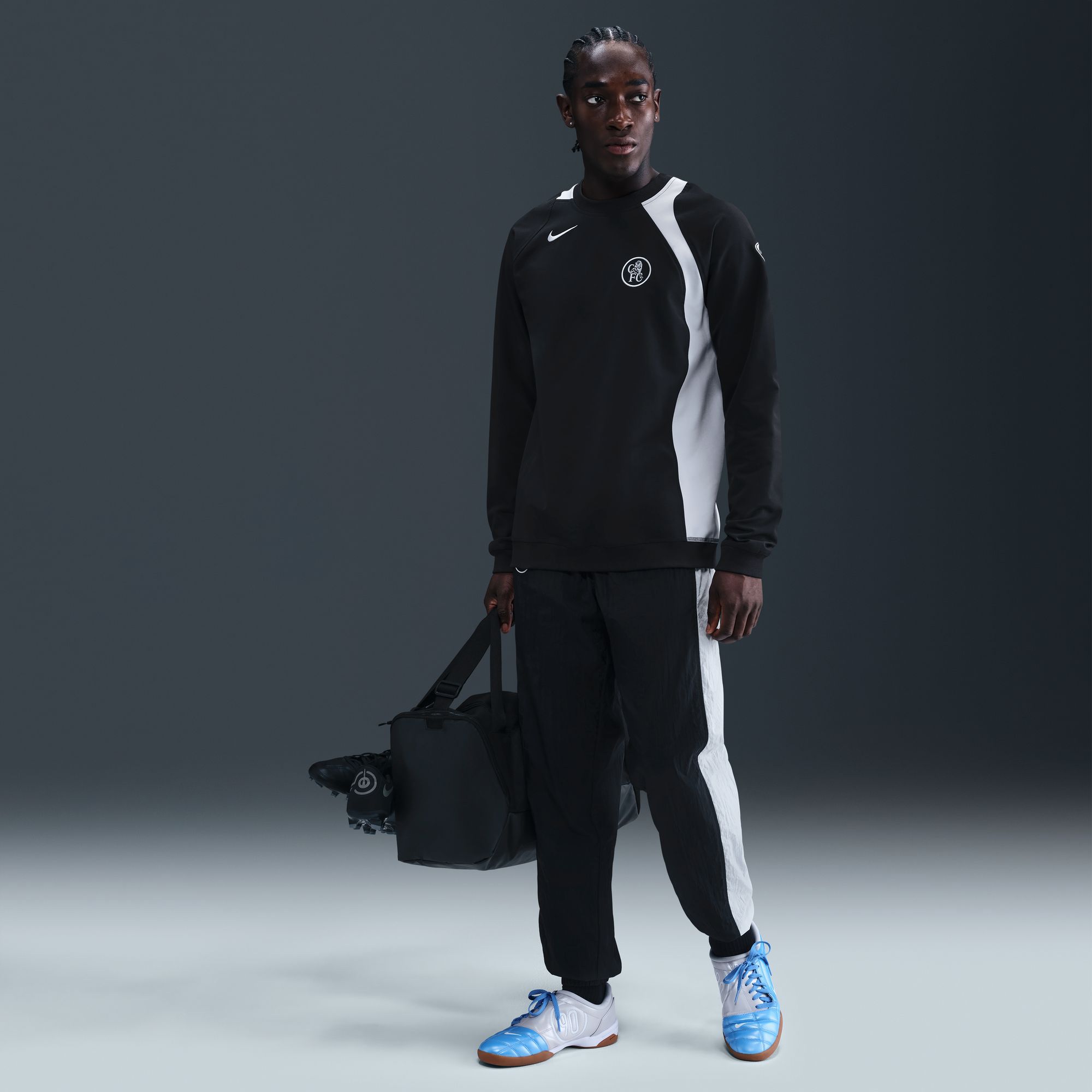Nike Men's Chelsea FC Black T90 Crewneck Sweatshirt product image