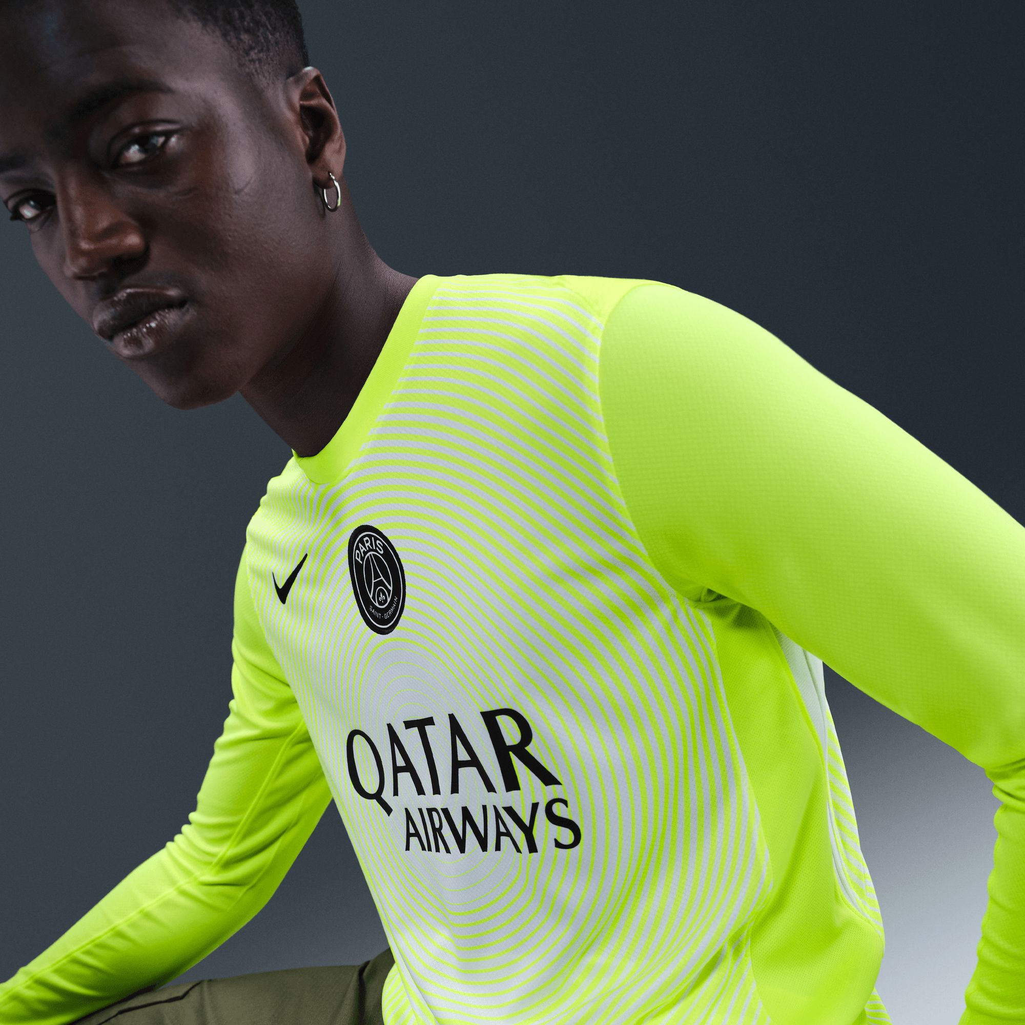 Nike Adult Paris Saint-Germain FC 2025-26 Yellow Third Goalkeeper Long Sleeve Jersey product image