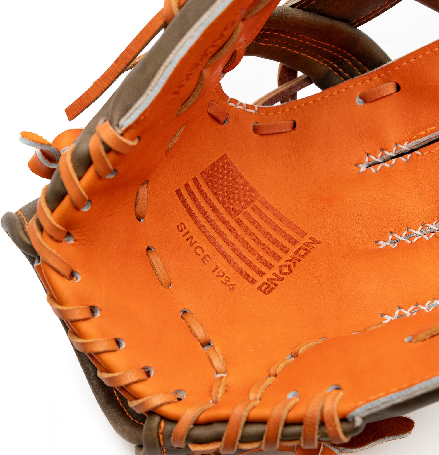 Nokona 10.5” Hunt Season 100 Series Glove product image