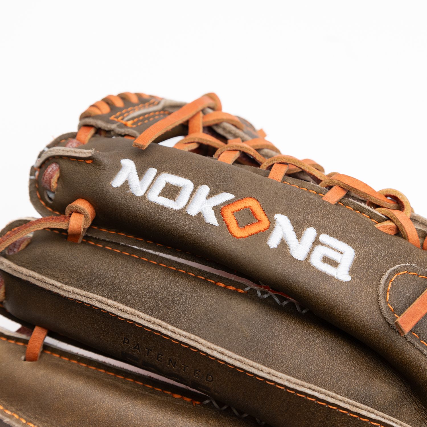 Nokona 11.25” Select Fit Hunt Season 200 Series Glove product image