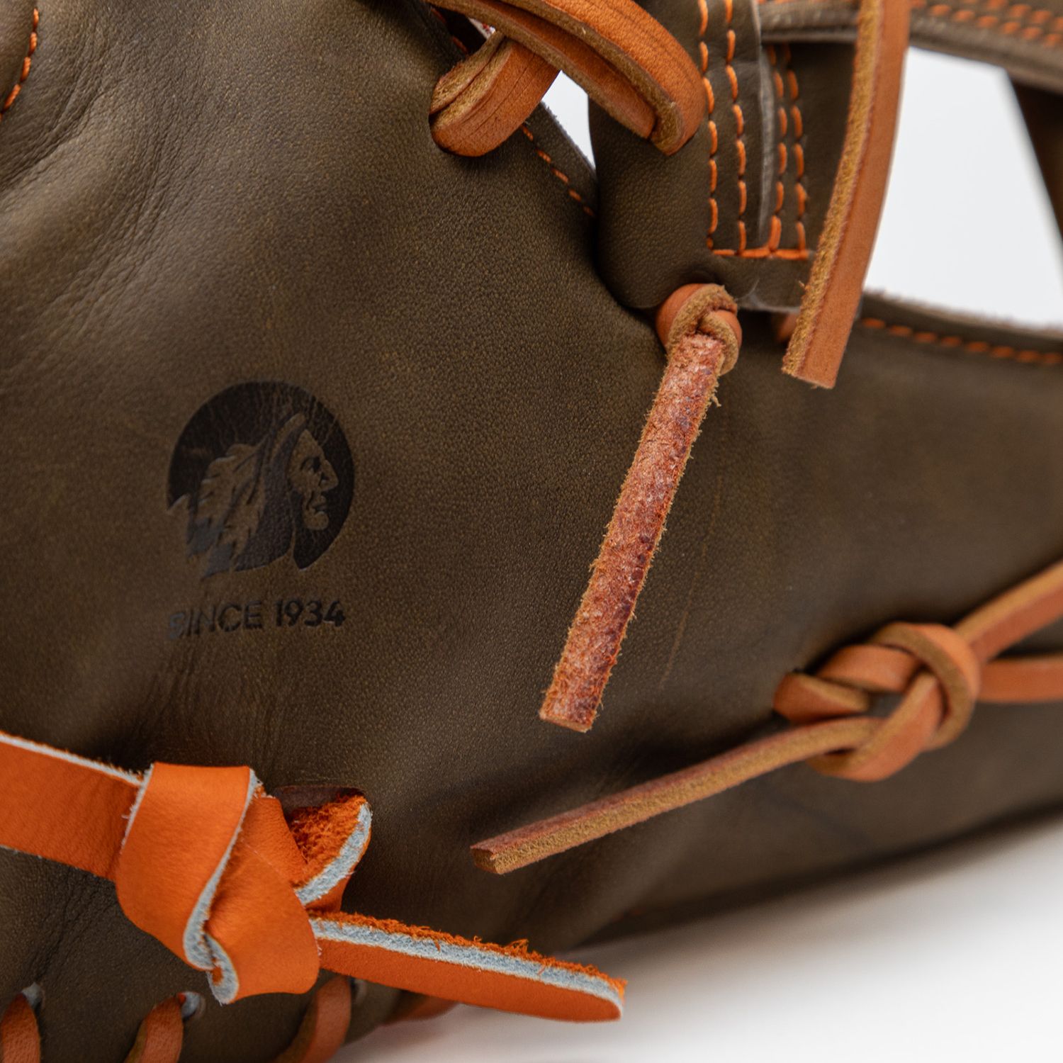 Nokona 11.5” Select Fit Hunt Season 400 Series Glove product image