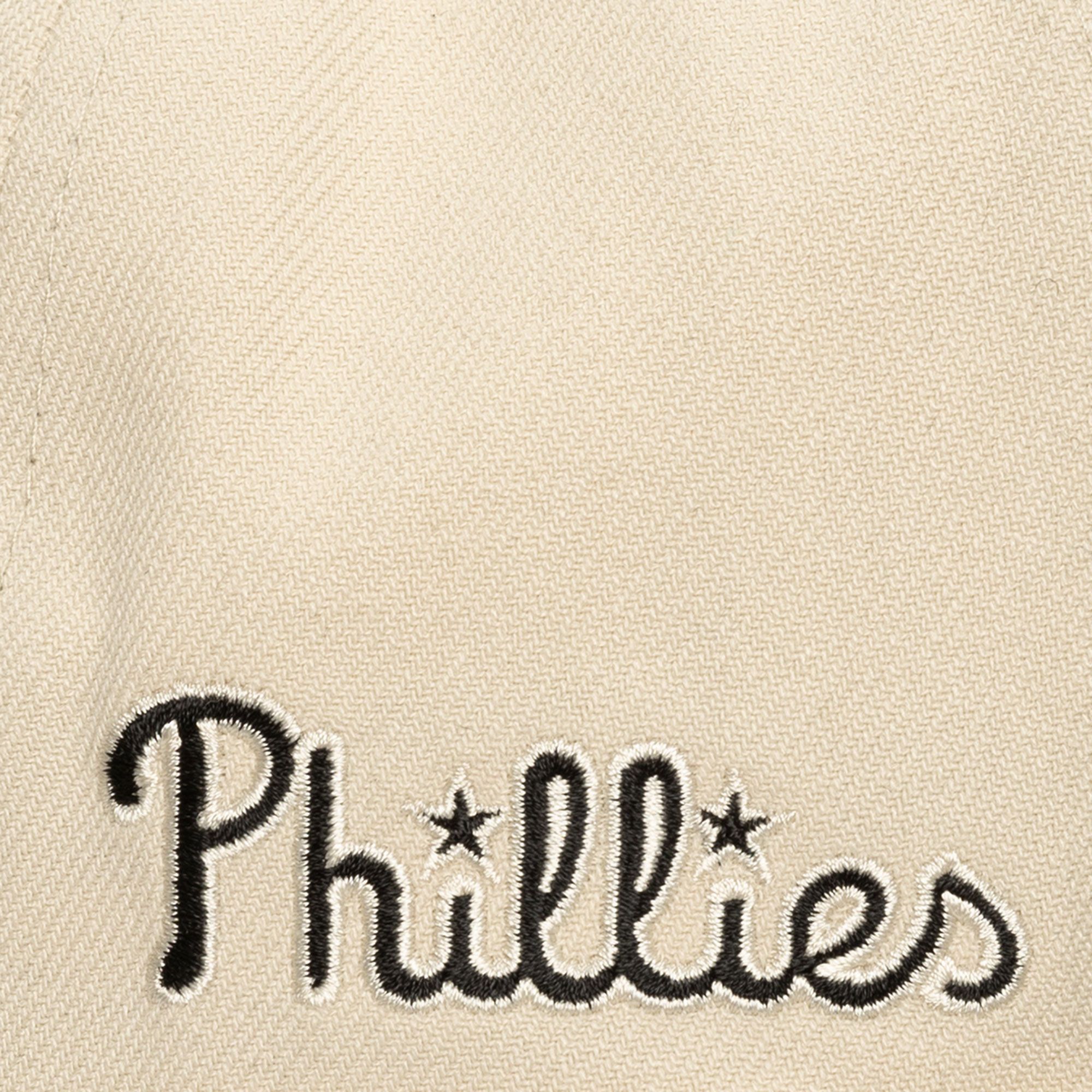 Mitchell & Ness Adult Philadelphia Phillies Cream 2Tone Evergreen Adjustable Snapback Hat product image