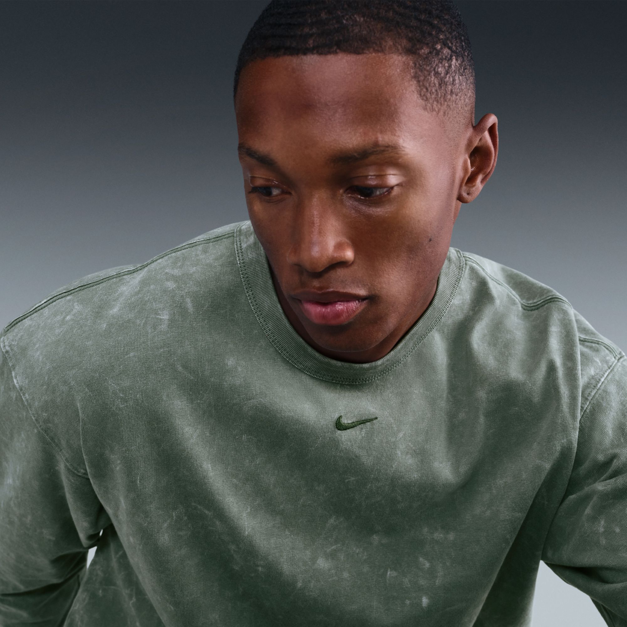 Nike Men's Sportswear Premium Essentials Washed Graphic T-Shirt product image