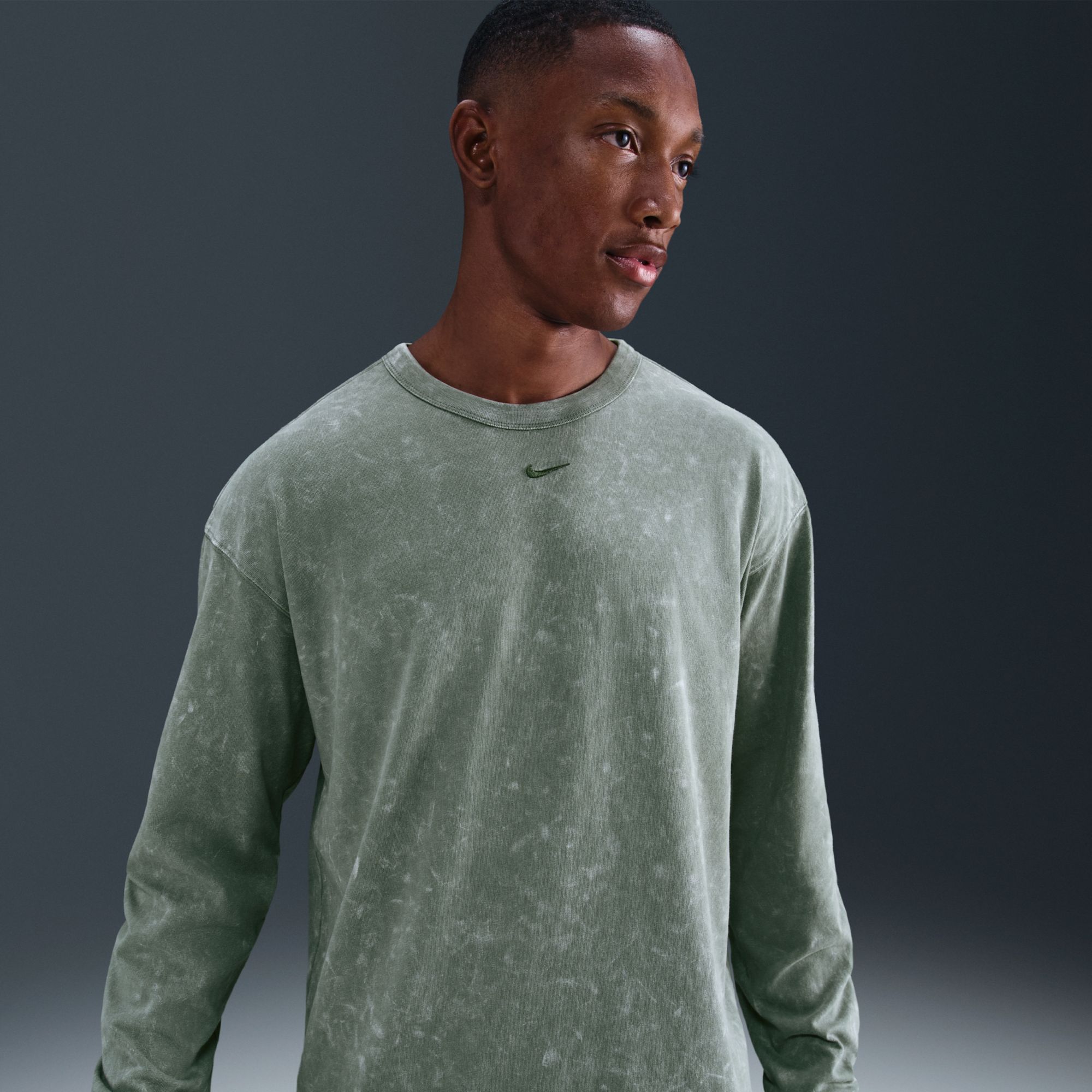 Nike Men's Sportswear Premium Essentials Washed Graphic T-Shirt product image