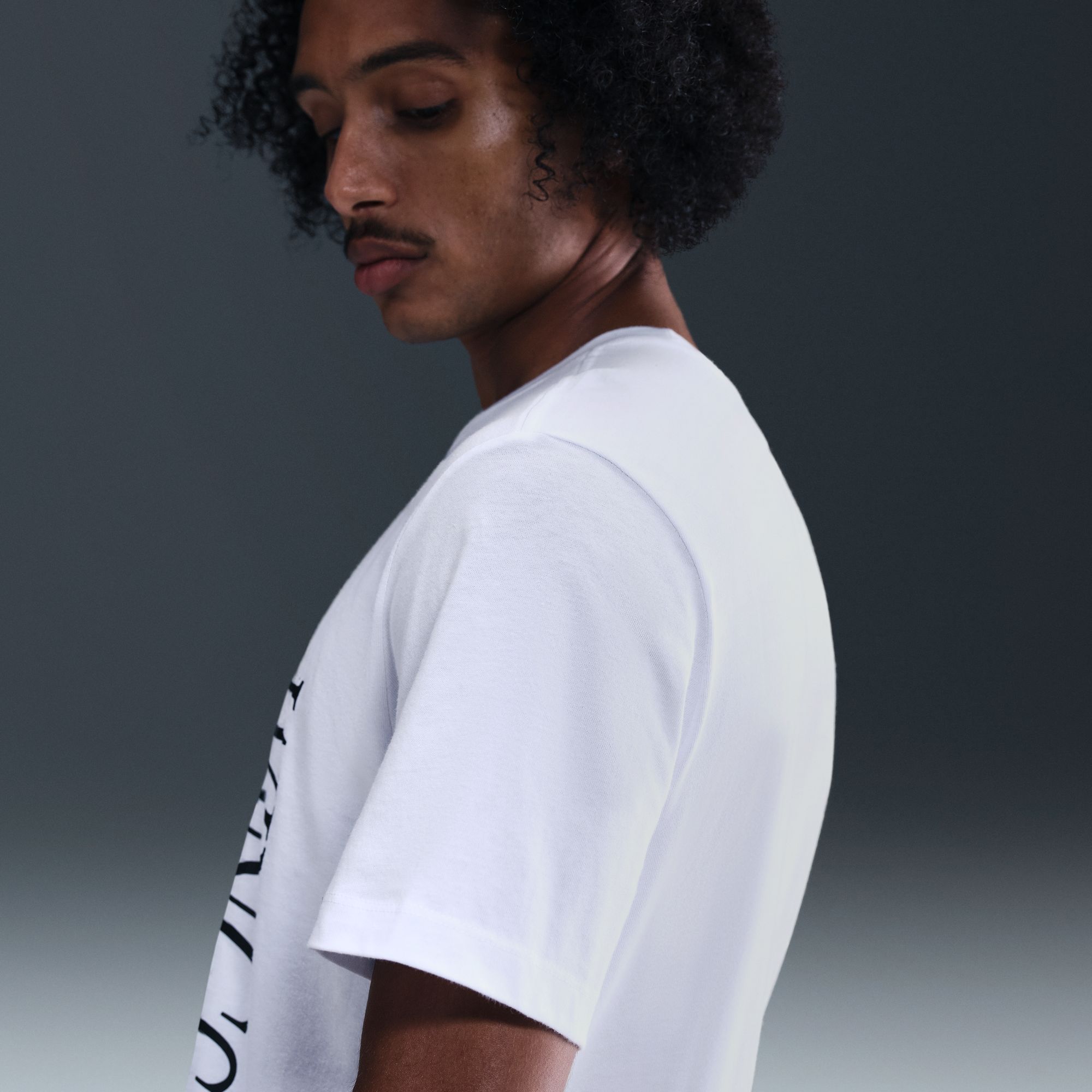 Nike Men's Sportswear Wings Of Victory Graphic T-Shirt product image