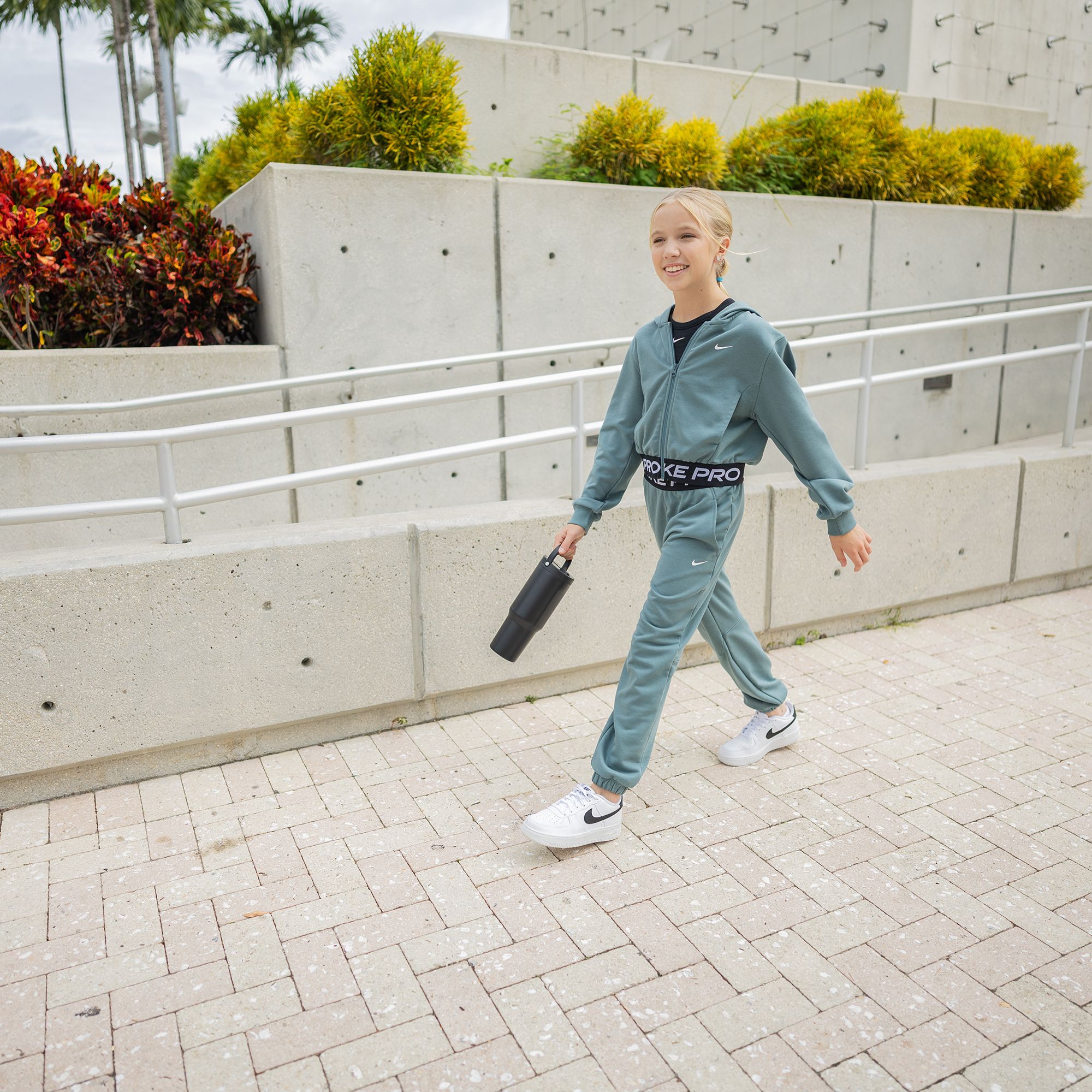 Nike Girl's Pro Fleece Dri-FIT Jogger product image