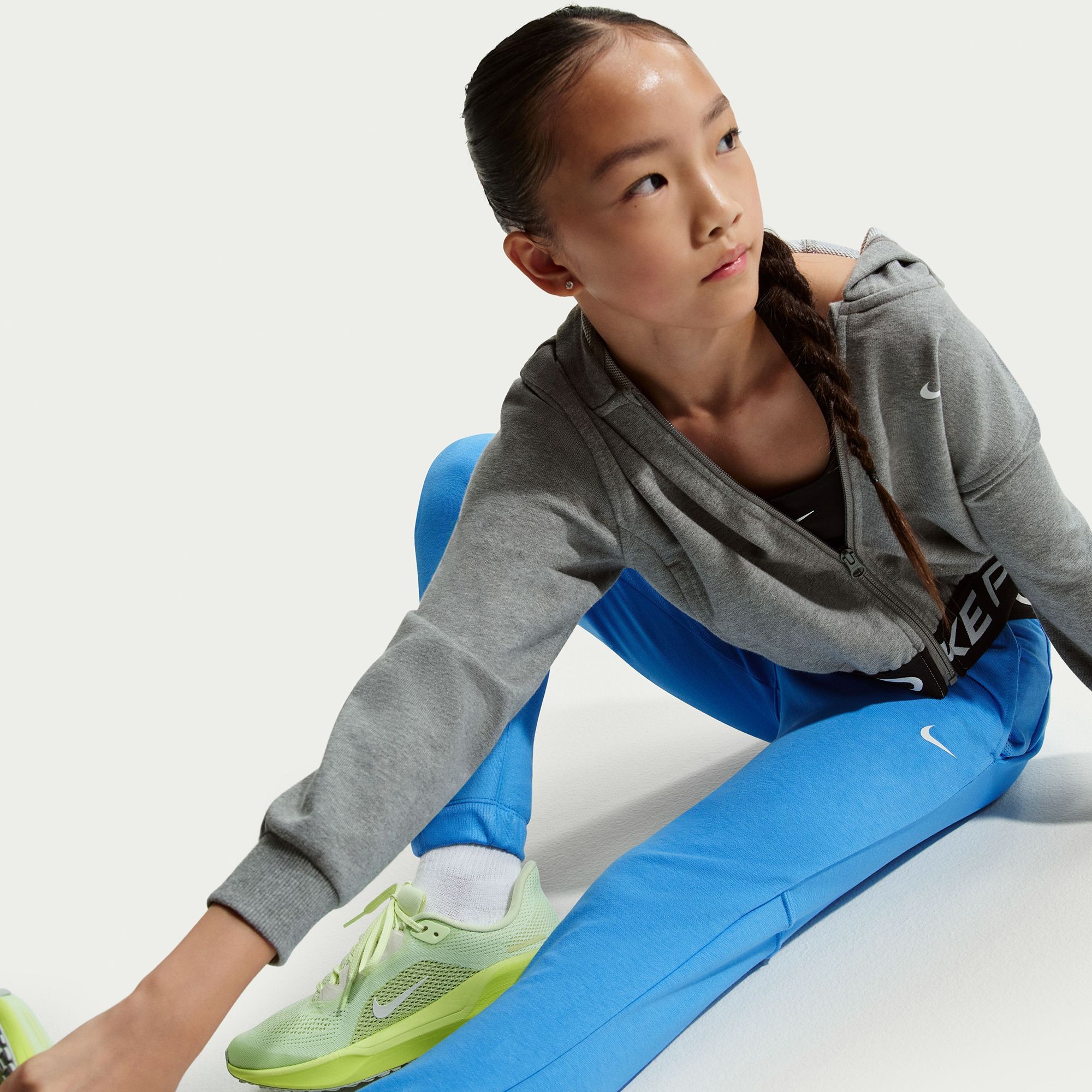 Nike Girl's Pro Fleece Dri-FIT Jogger product image