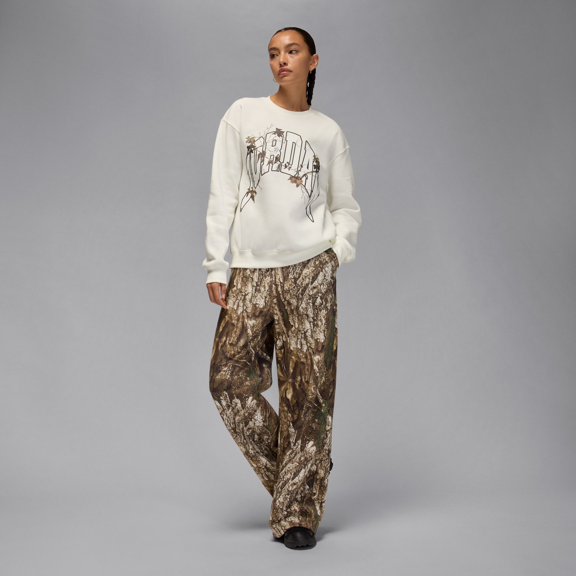 Jordan Women's Brooklyn Fleece Realtree Crewneck Sweatshirt product image