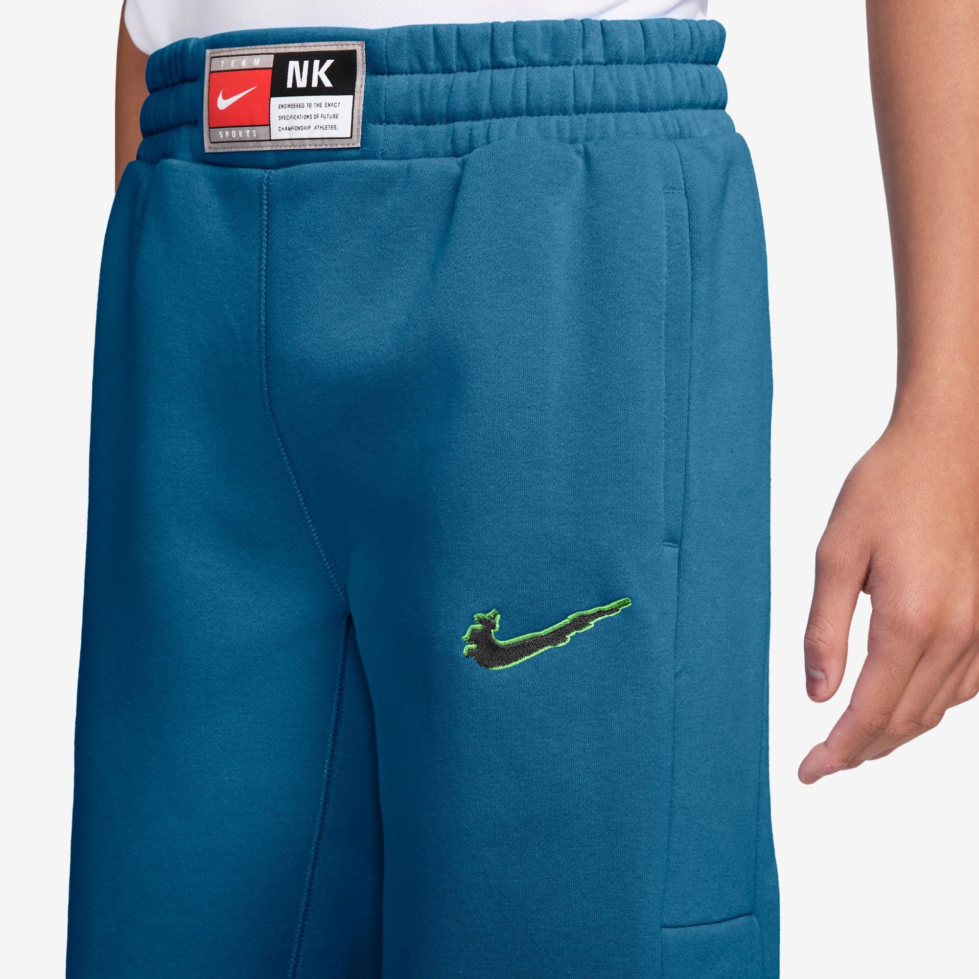 Nike Kids' Culture of Basketball Glitch Fleece Pants product image