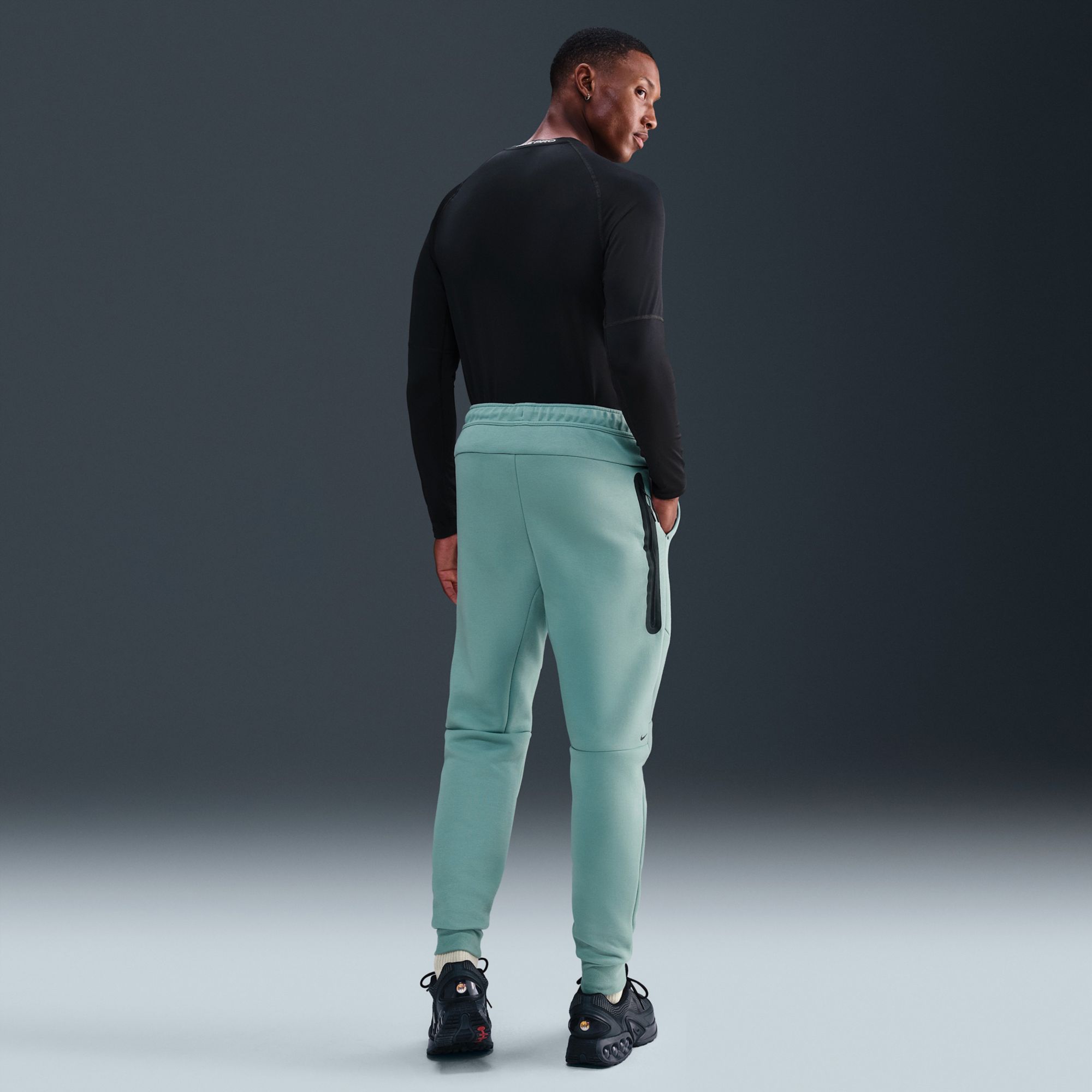 Nike Men's Tech Fleece Joggers product image