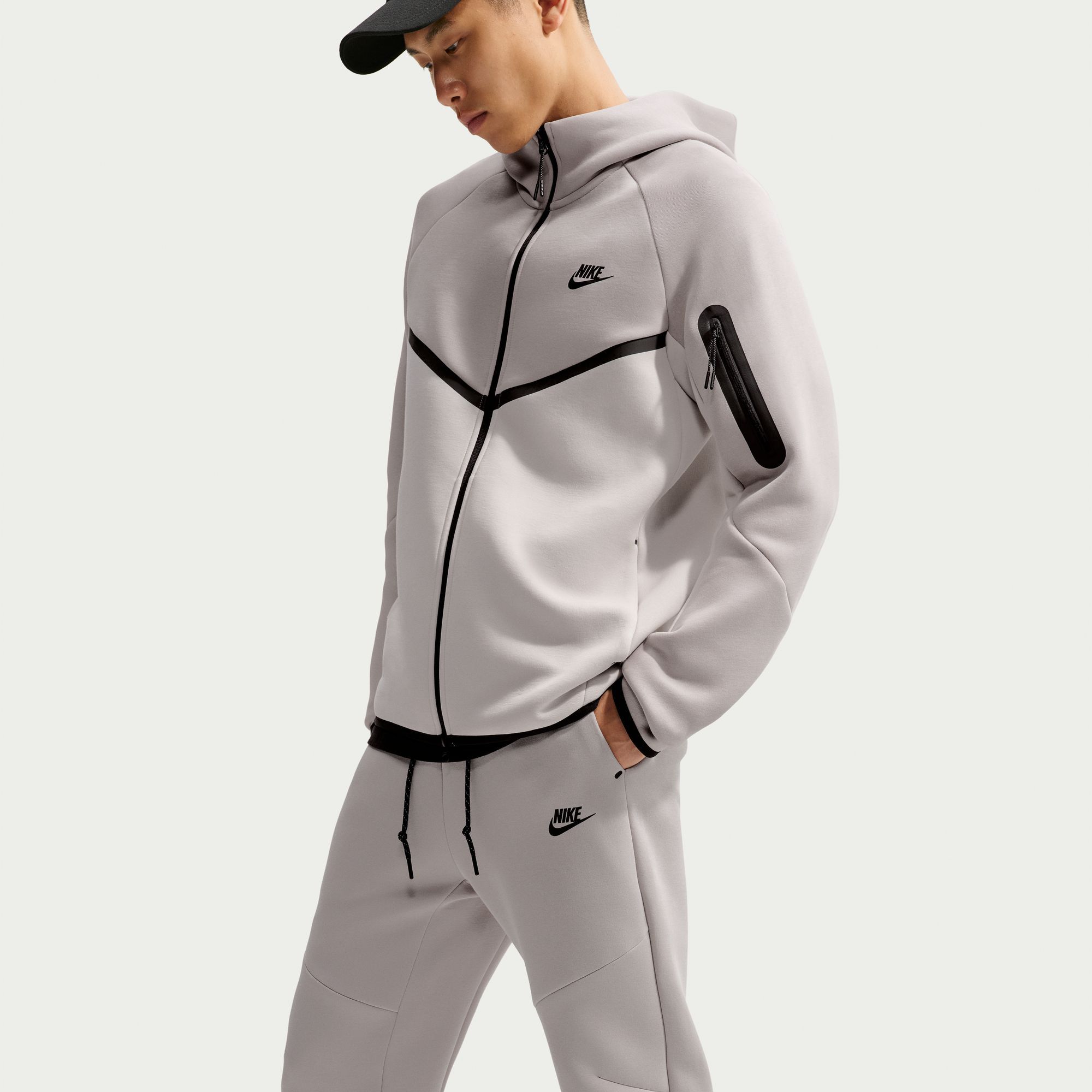Nike Men's Tech Fleece Joggers product image