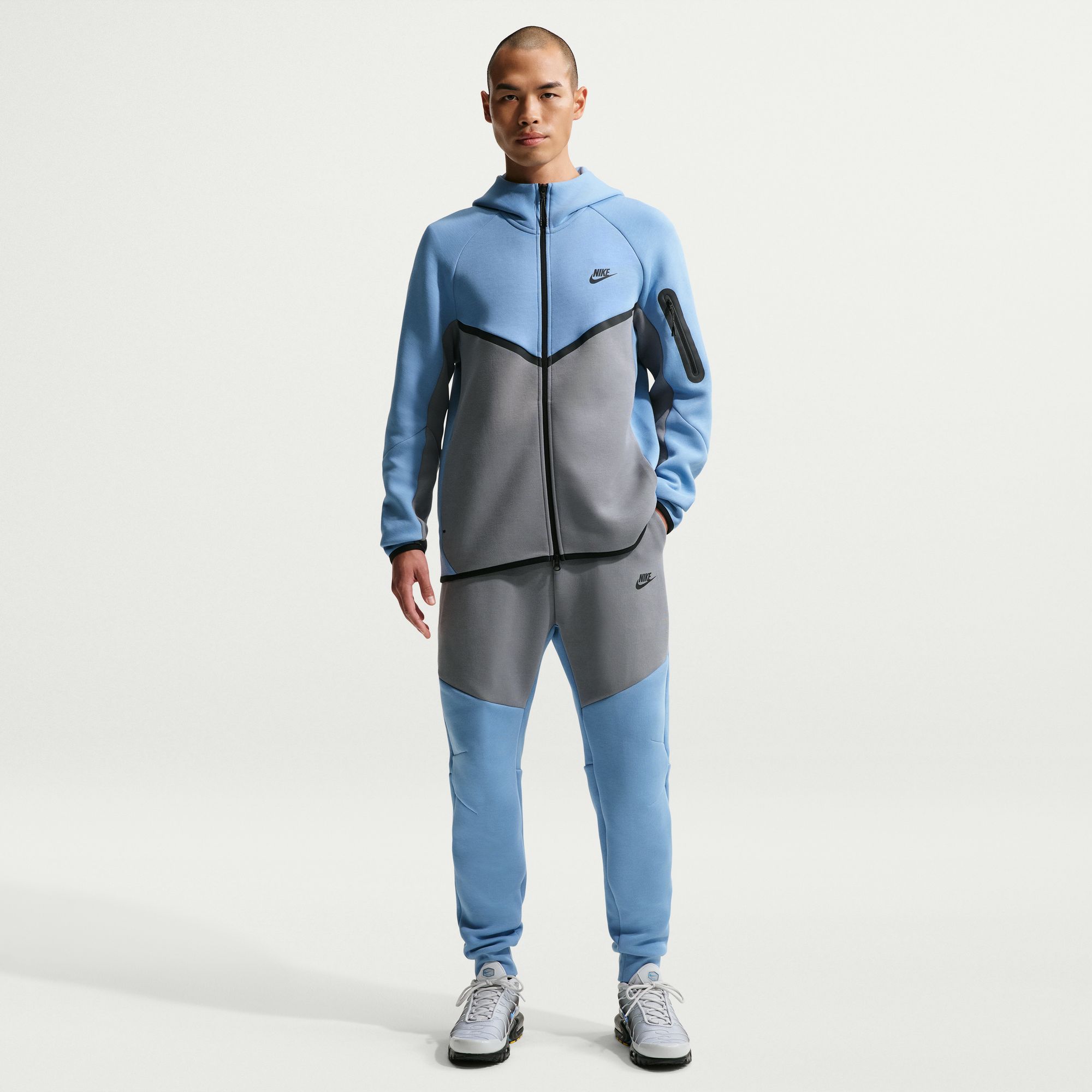 Nike Men's Tech Fleece Joggers product image