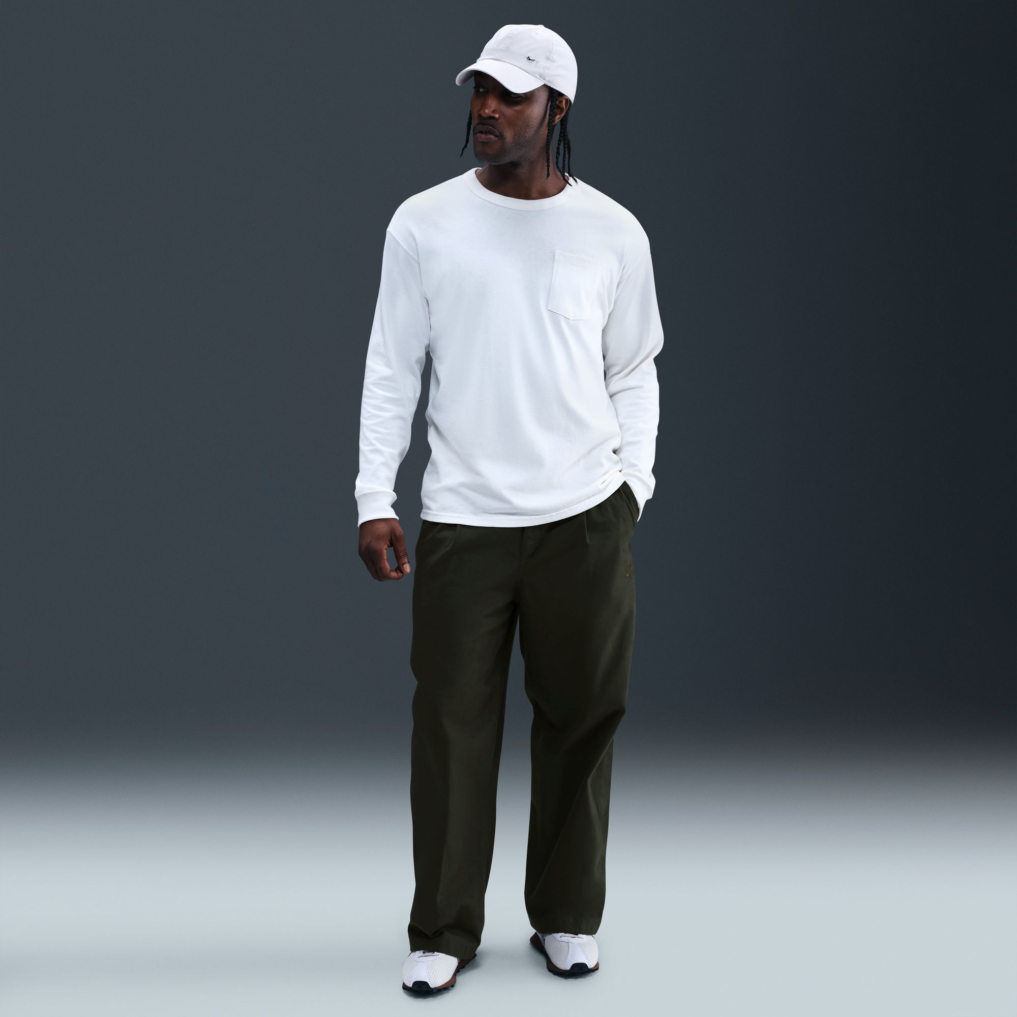 Nike Men's Club Heavyweight Balloon Pants product image