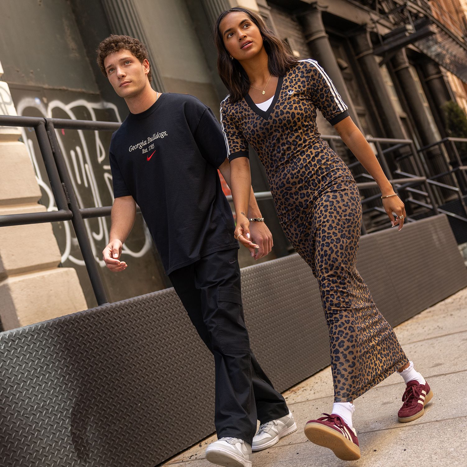 Nike Men's Club Woven Cargo Pants product image