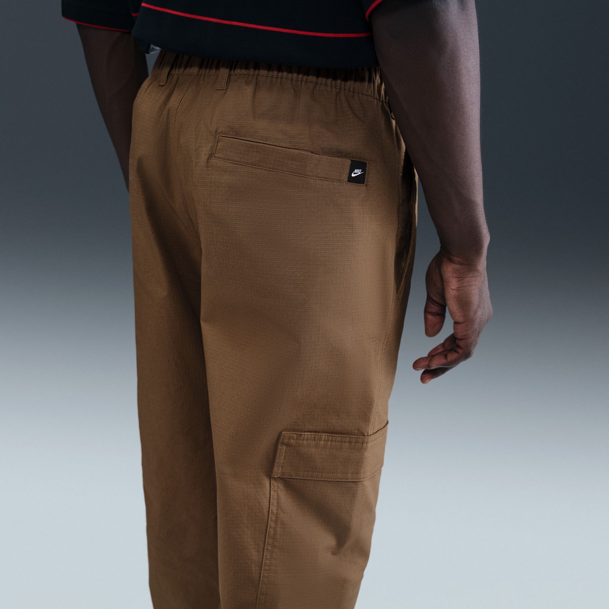 Nike Men's Club Woven Cargo Pants product image