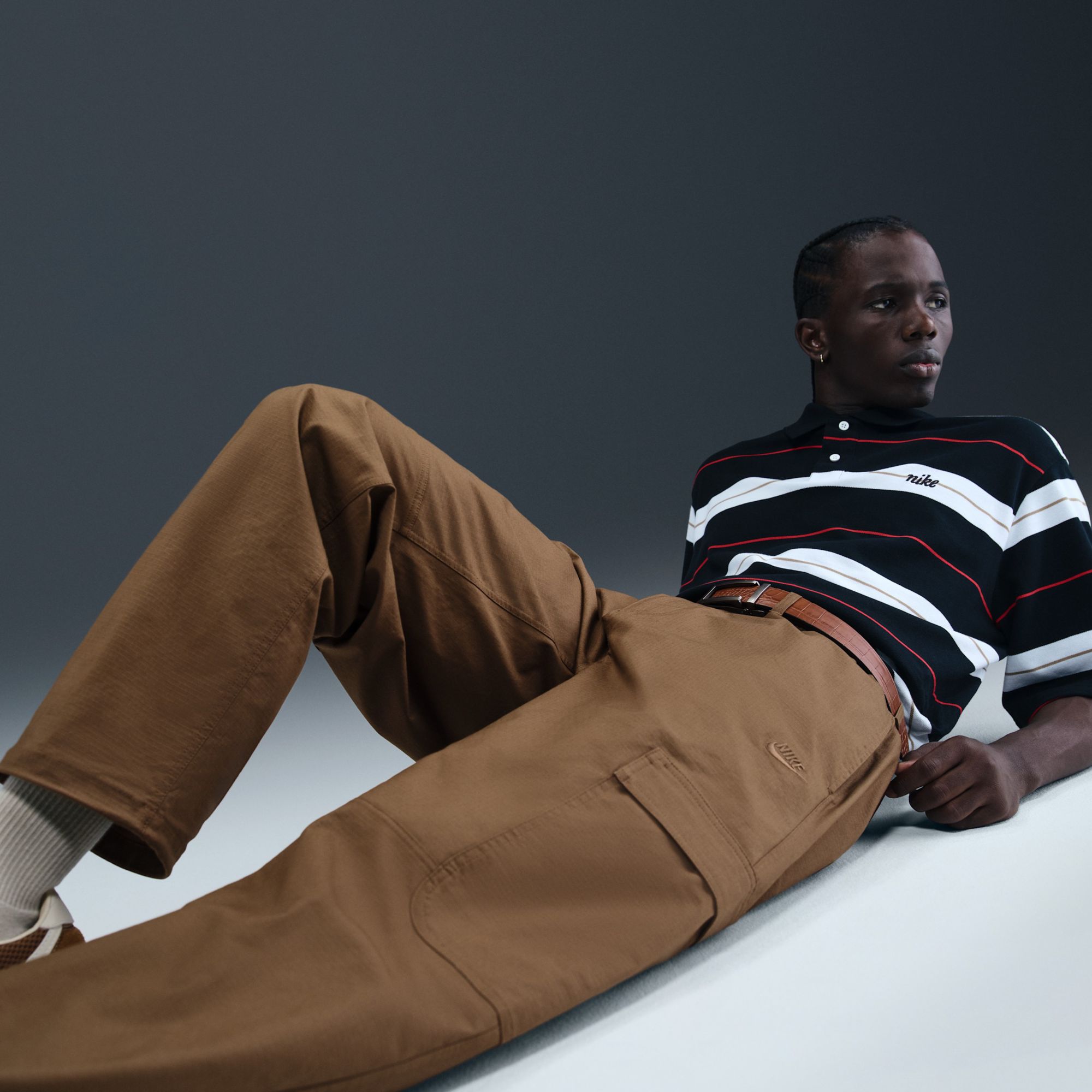 Nike Men's Club Woven Cargo Pants product image