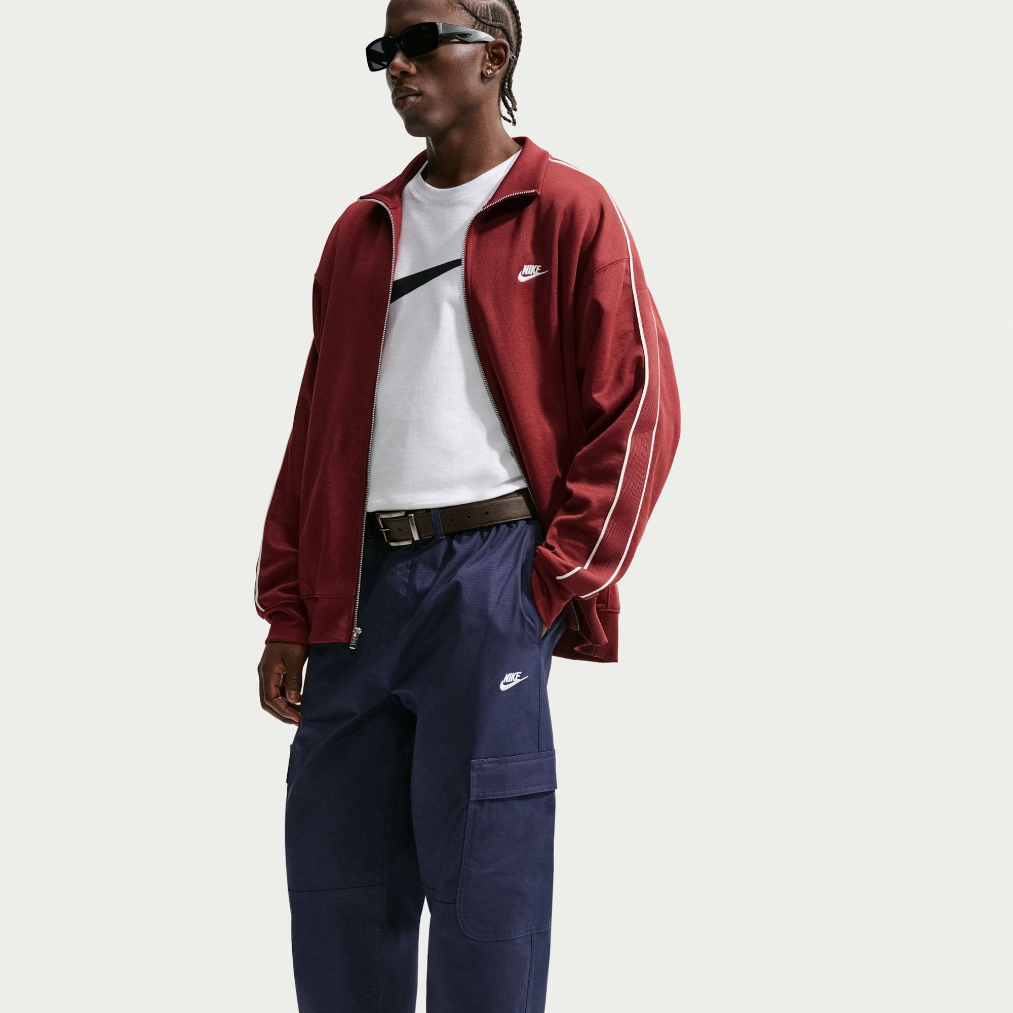 Nike Men's Club Woven Cargo Pants product image