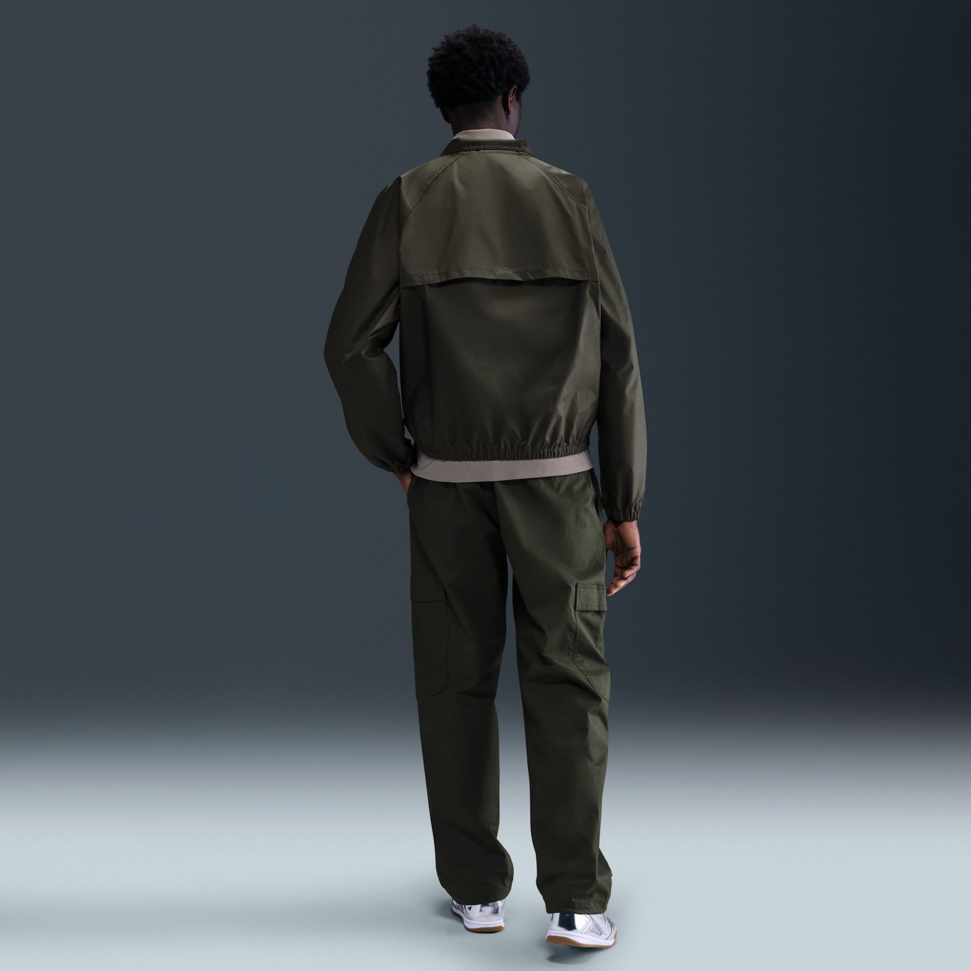 Nike Men's Club Woven Cargo Pants product image
