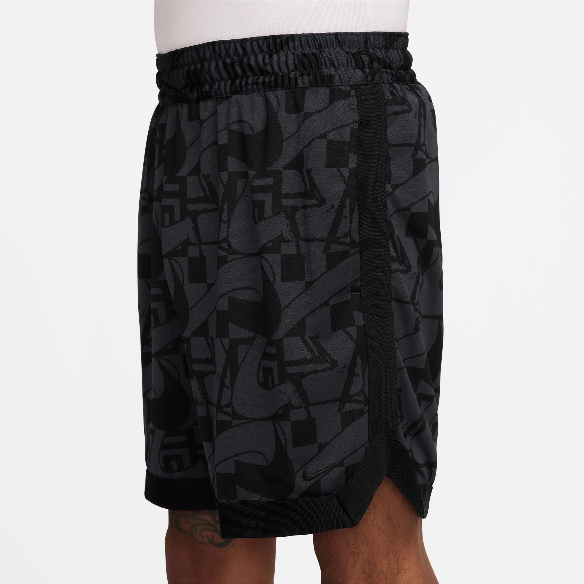 Nike Men's Giannis DNA 6" Basketball Shorts product image