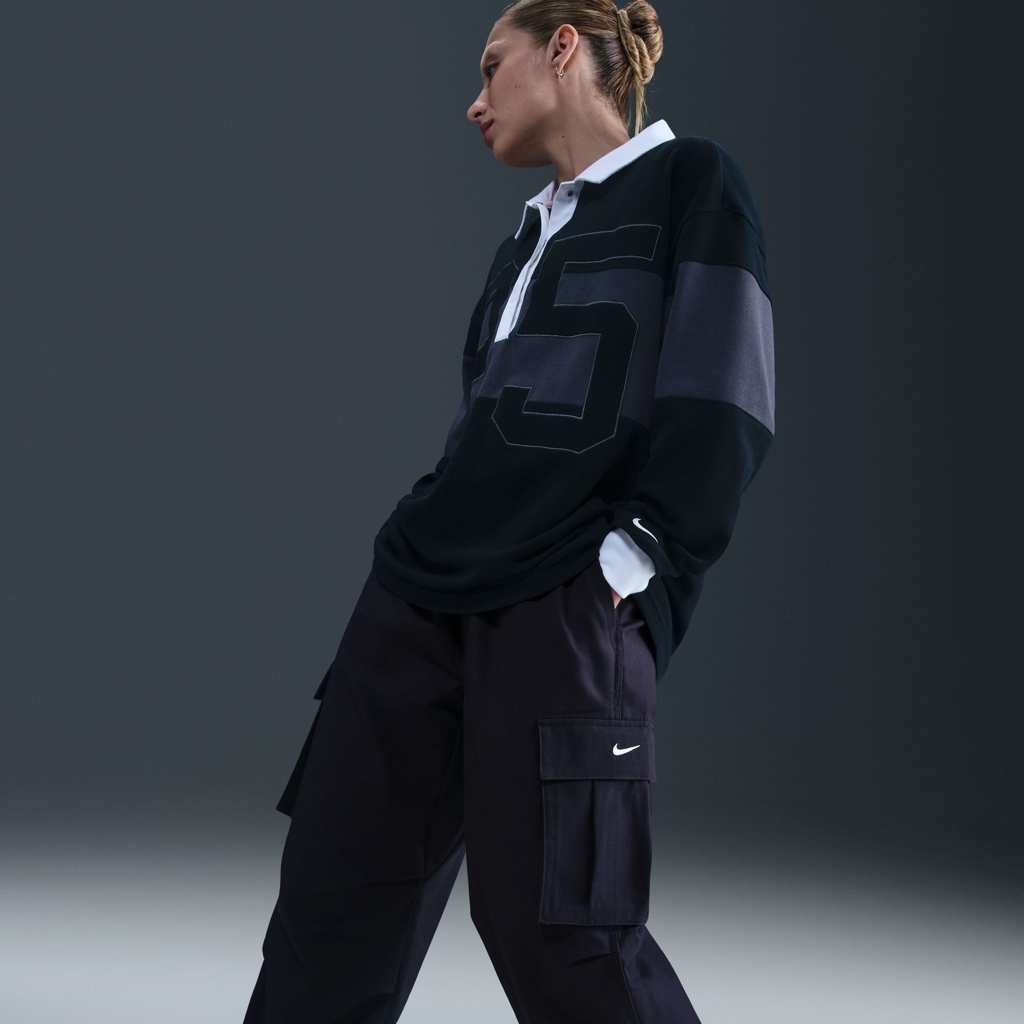 Nike Women's Sportswear Mid-Rise Oversized Woven Cargo Pants product image