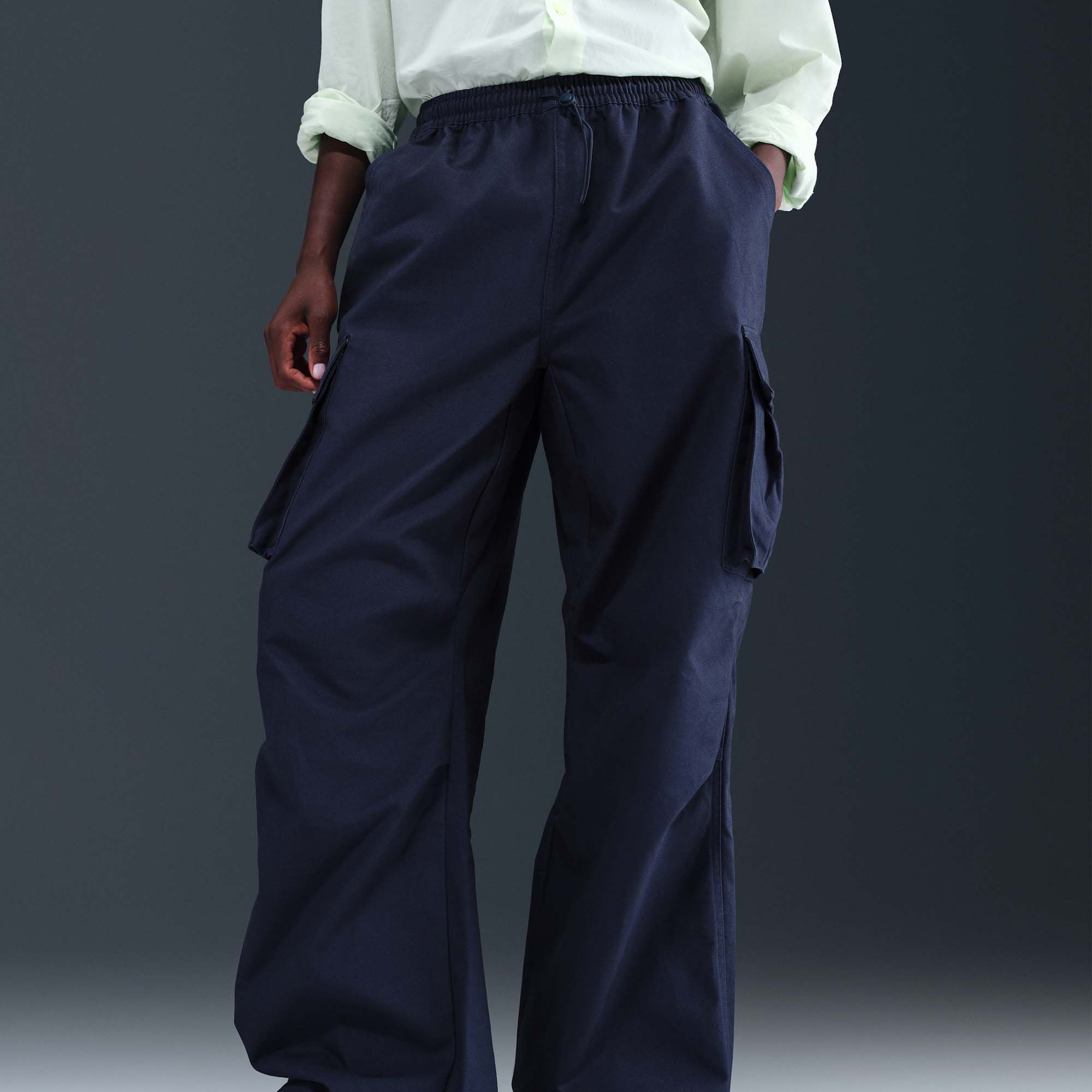 Nike Women's Sportswear Mid-Rise Oversized Woven Cargo Pants product image