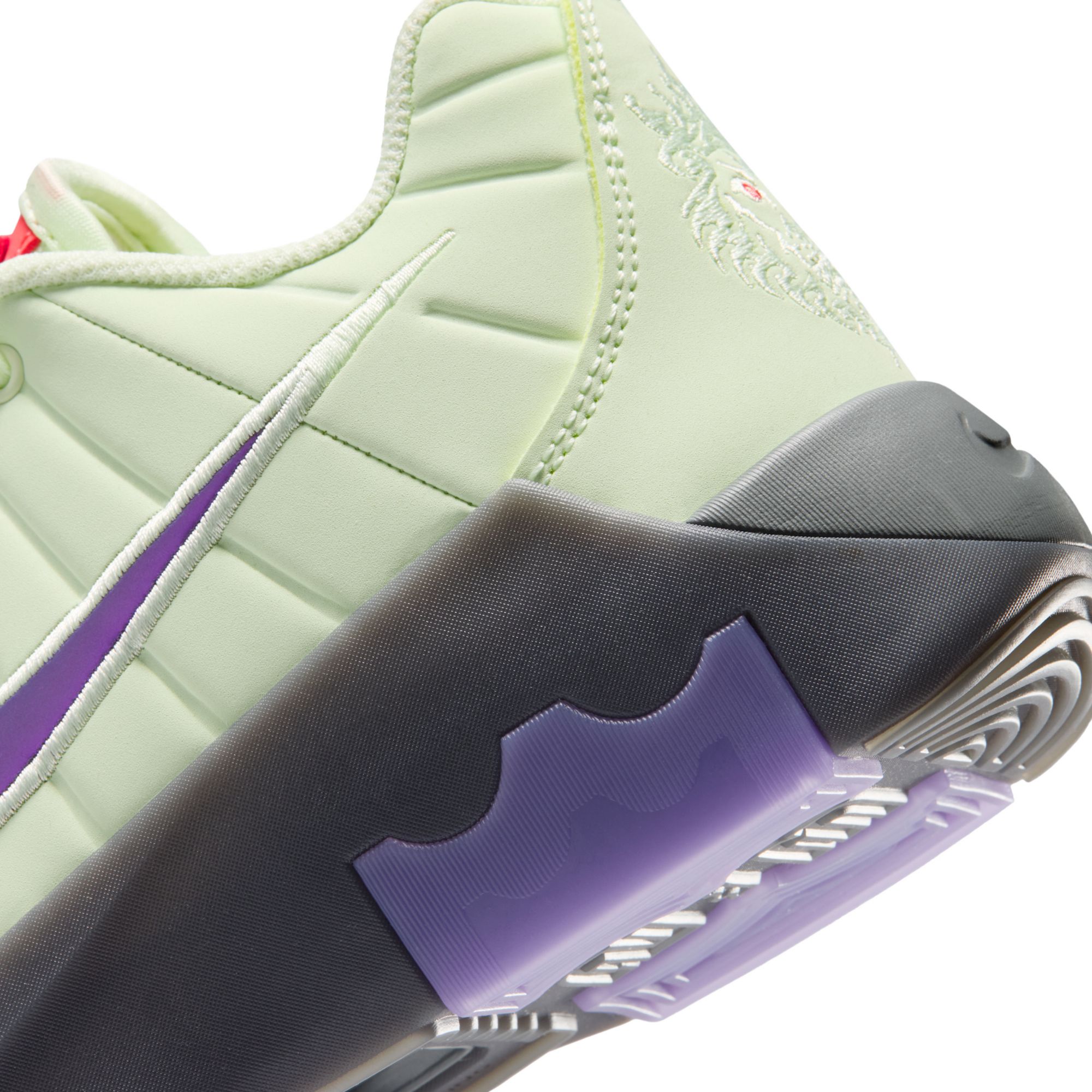 Nike Kids' Grade School LeBron Witness 9 Basketball Shoes product image