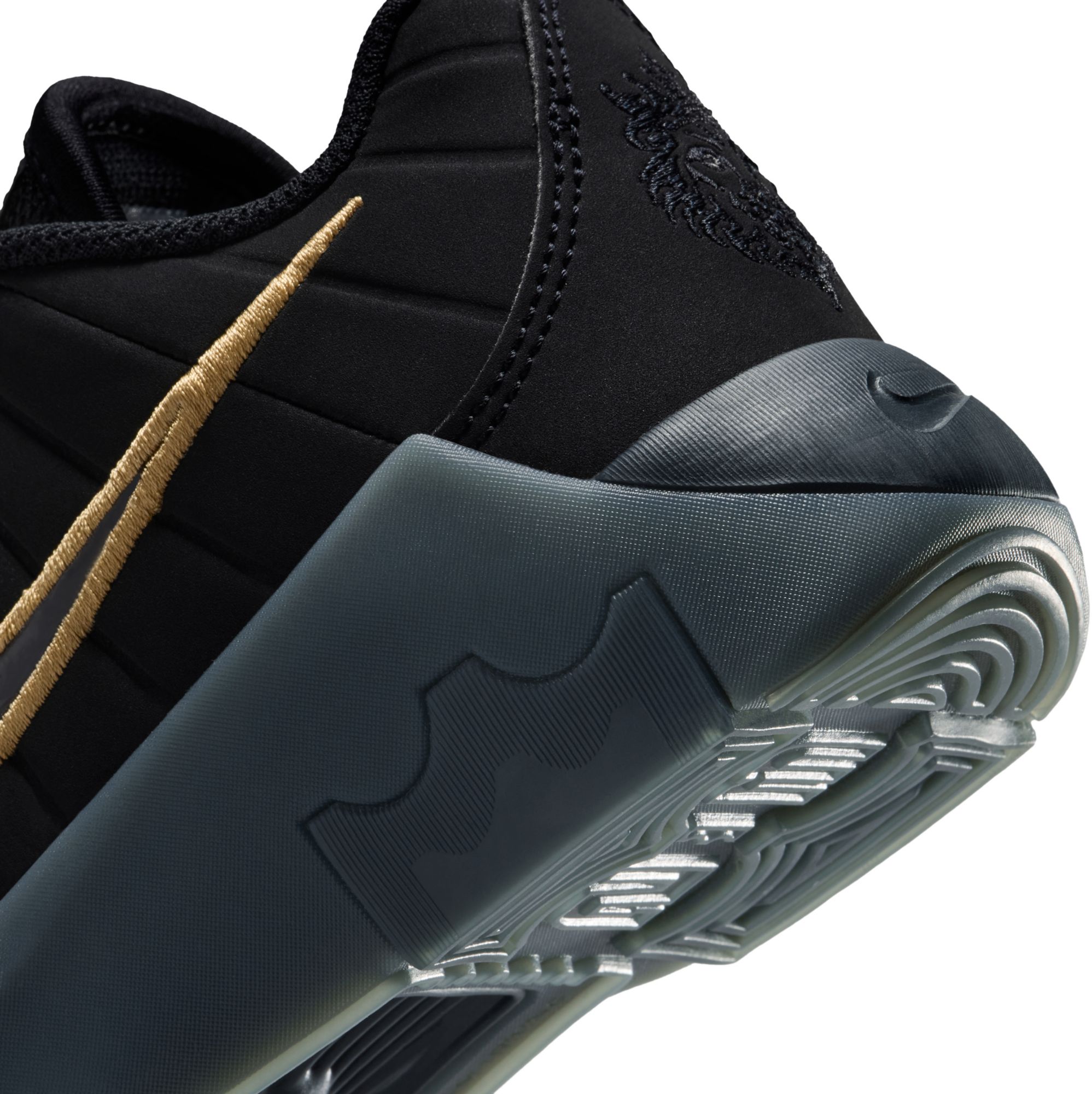 Nike Kids' Preschool LeBron Witness 9 Basketball Shoes product image