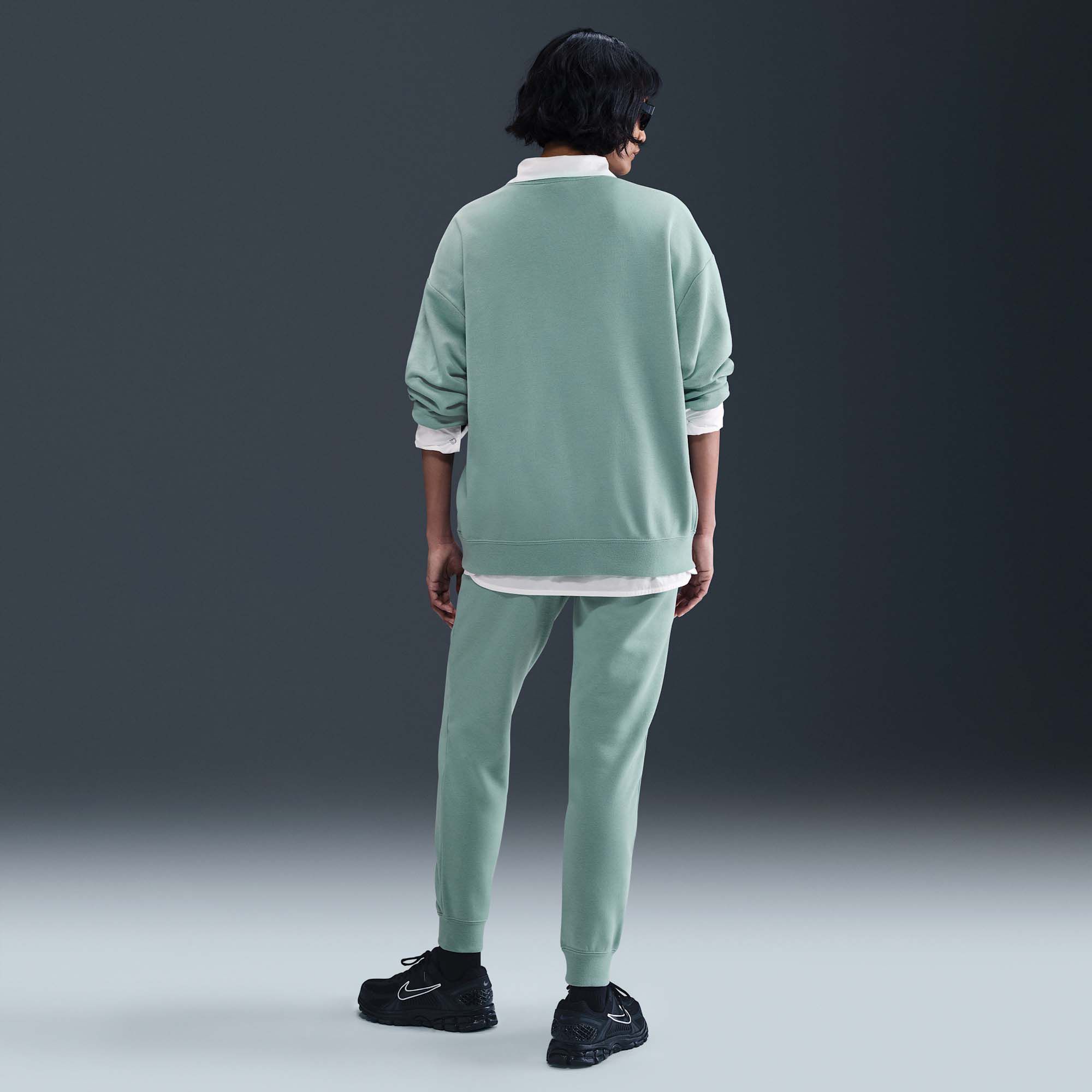 Nike Women's Sportswear Club Fleece Loose Crew-Neck Sweatshirt product image