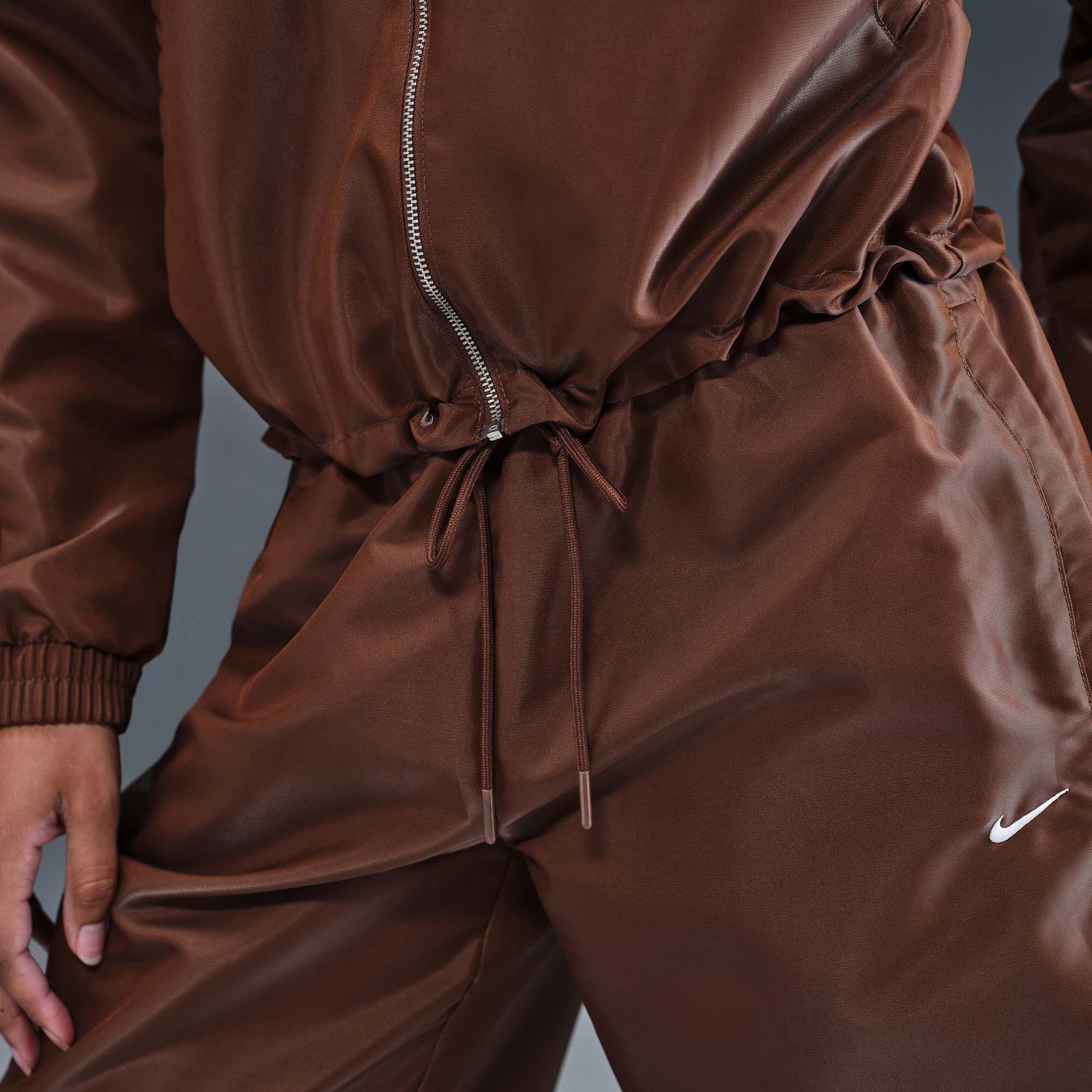 Nike Women's Sportswear Windrunner Shine Jacket product image