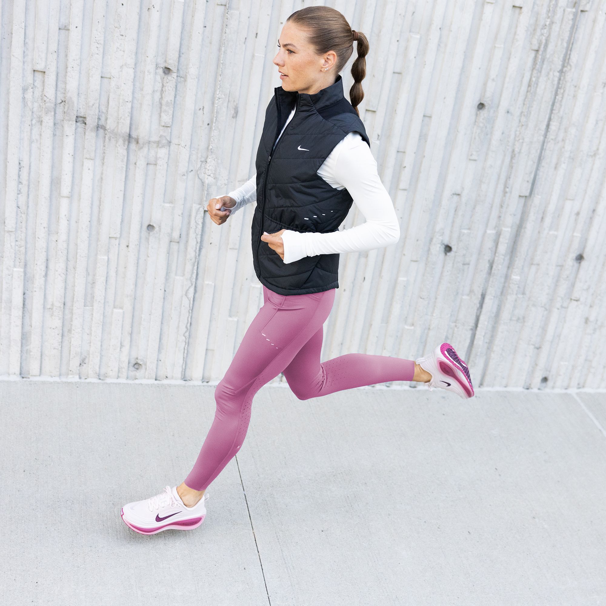 Nike Women's Swift Therma-FIT Running Vest product image