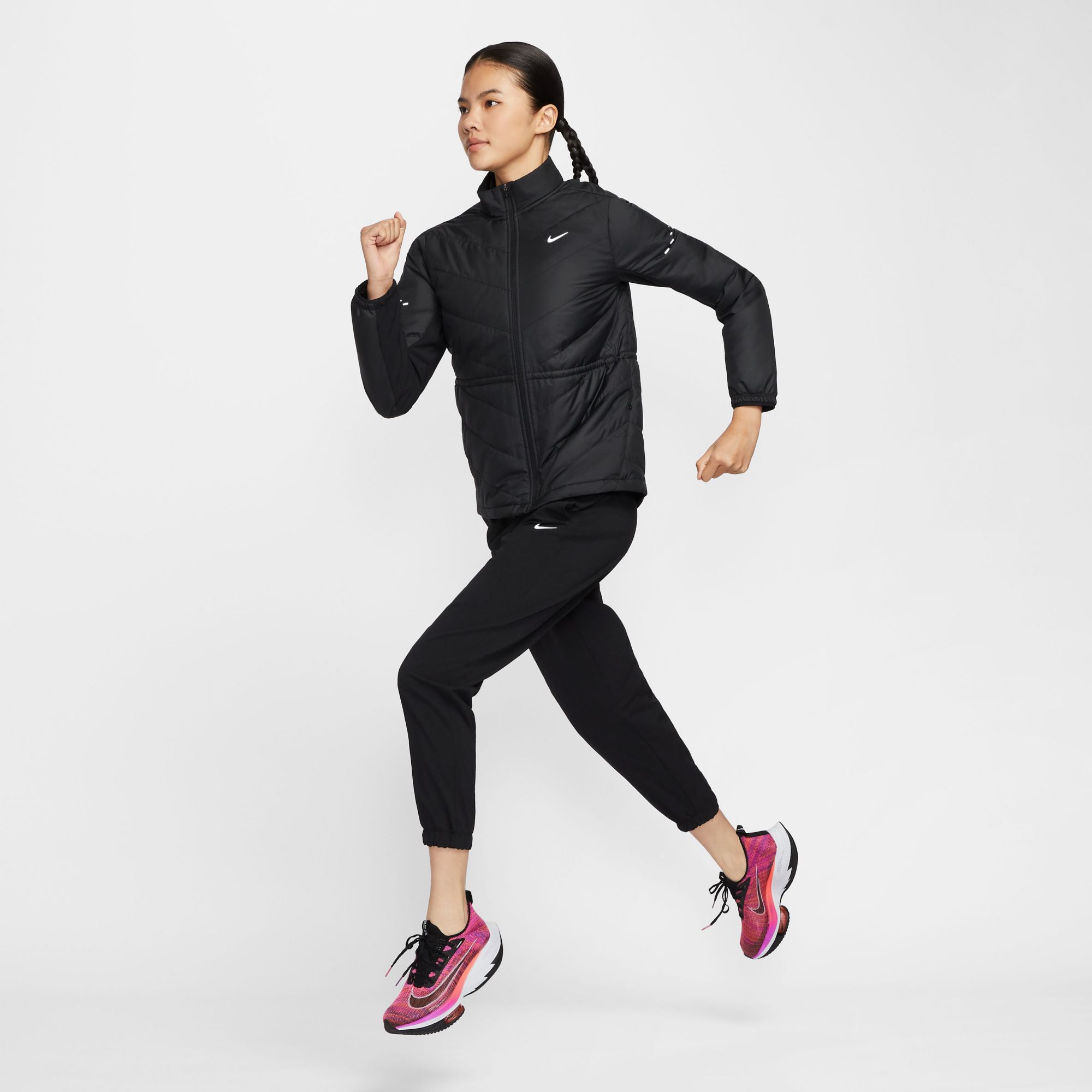 Nike Women's Swift Therma-FIT Running Jacket product image