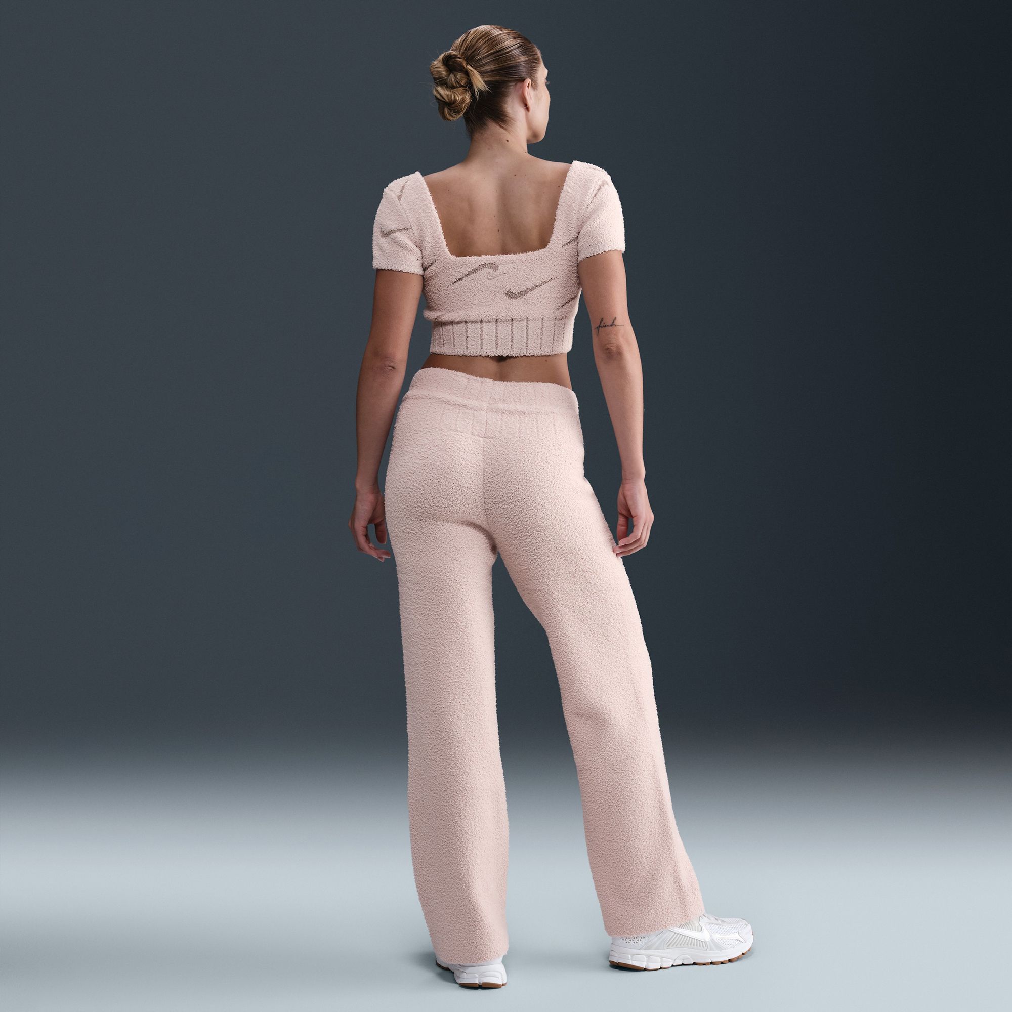 Nike Women's Sportswear Phoenix Cozy Bouclé Short-Sleeve Cropped Knit Top product image