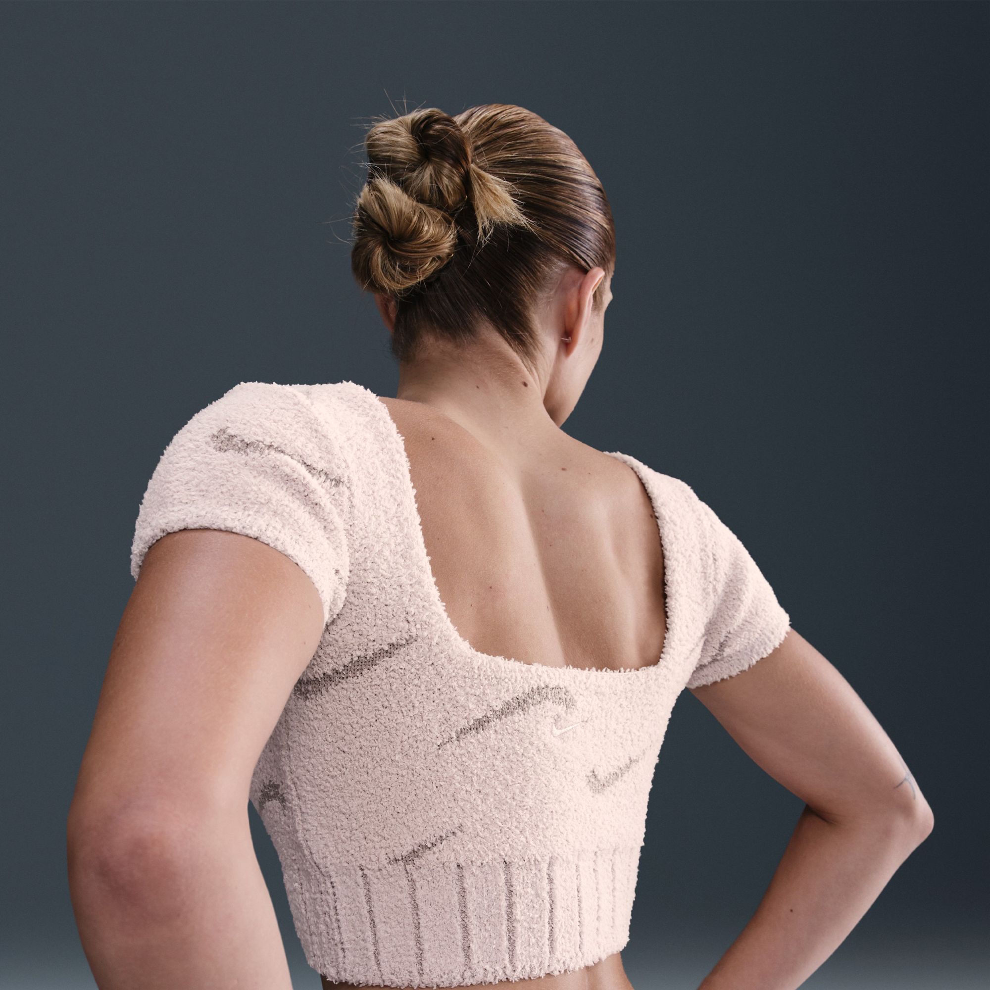 Nike Women's Sportswear Phoenix Cozy Bouclé Short-Sleeve Cropped Knit Top product image