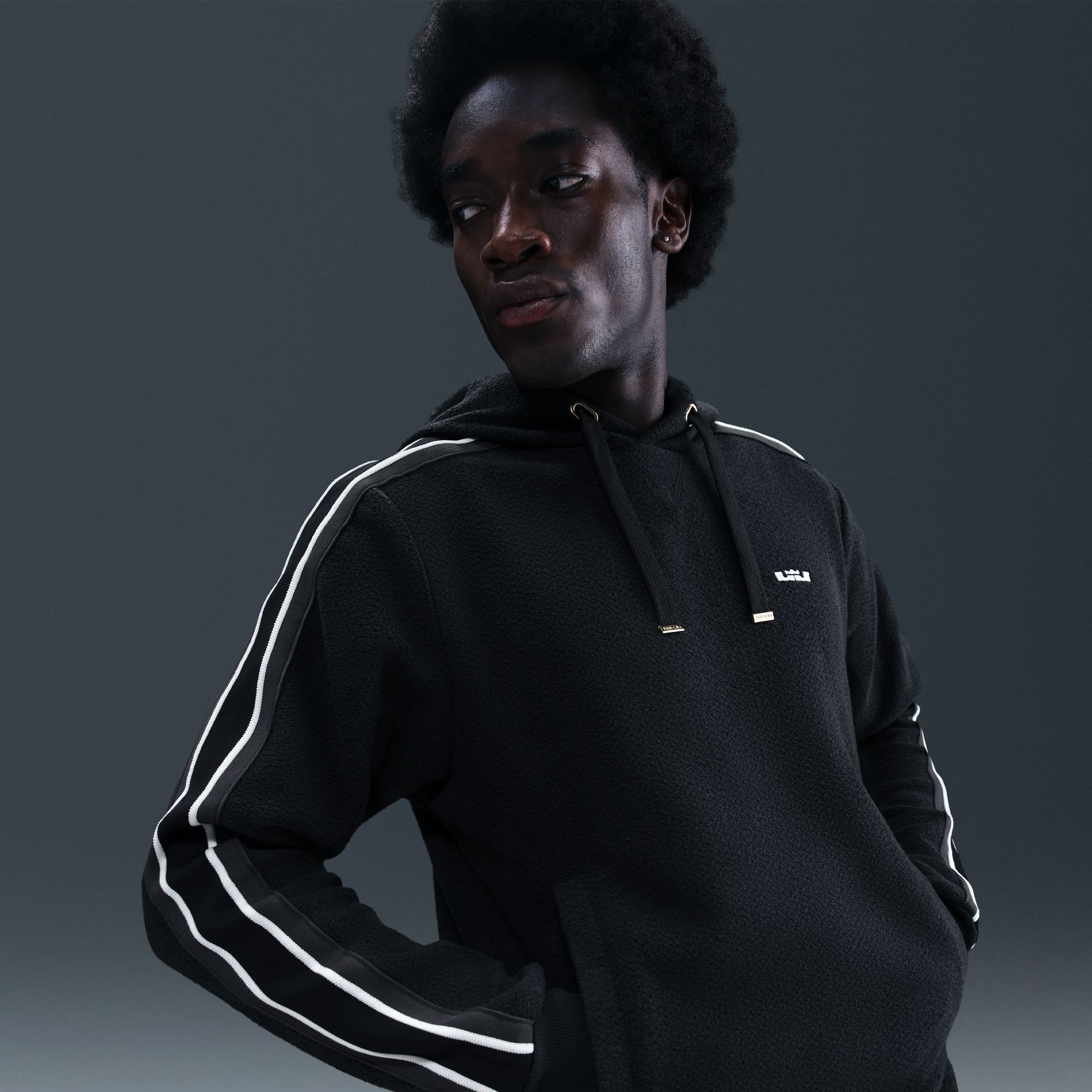 Nike Men's LeBron James Therma-FIT Standard Issue Hoodie product image