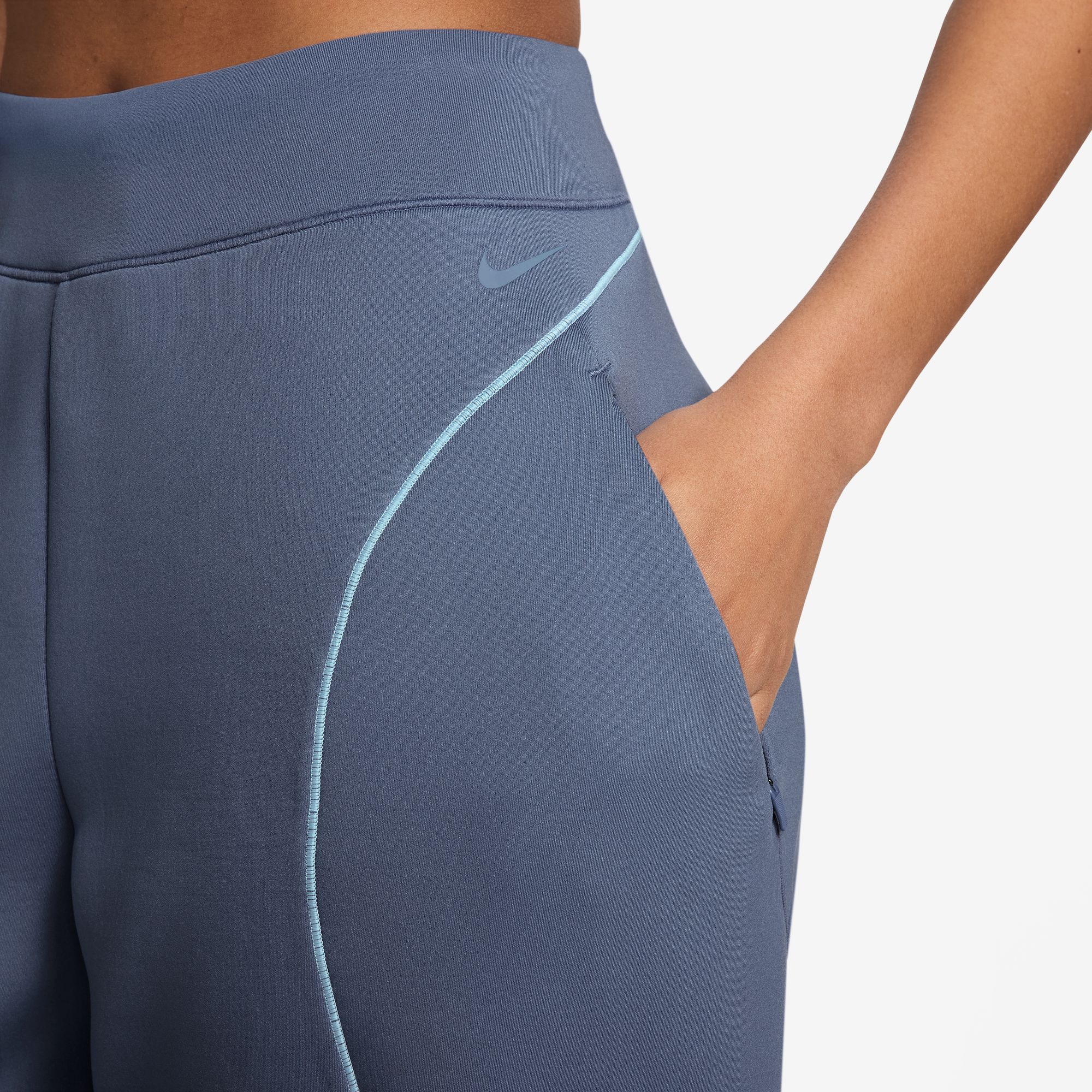 Nike Women's Universa Dri-FIT Mid-Rise Loose 7/8 Pants product image