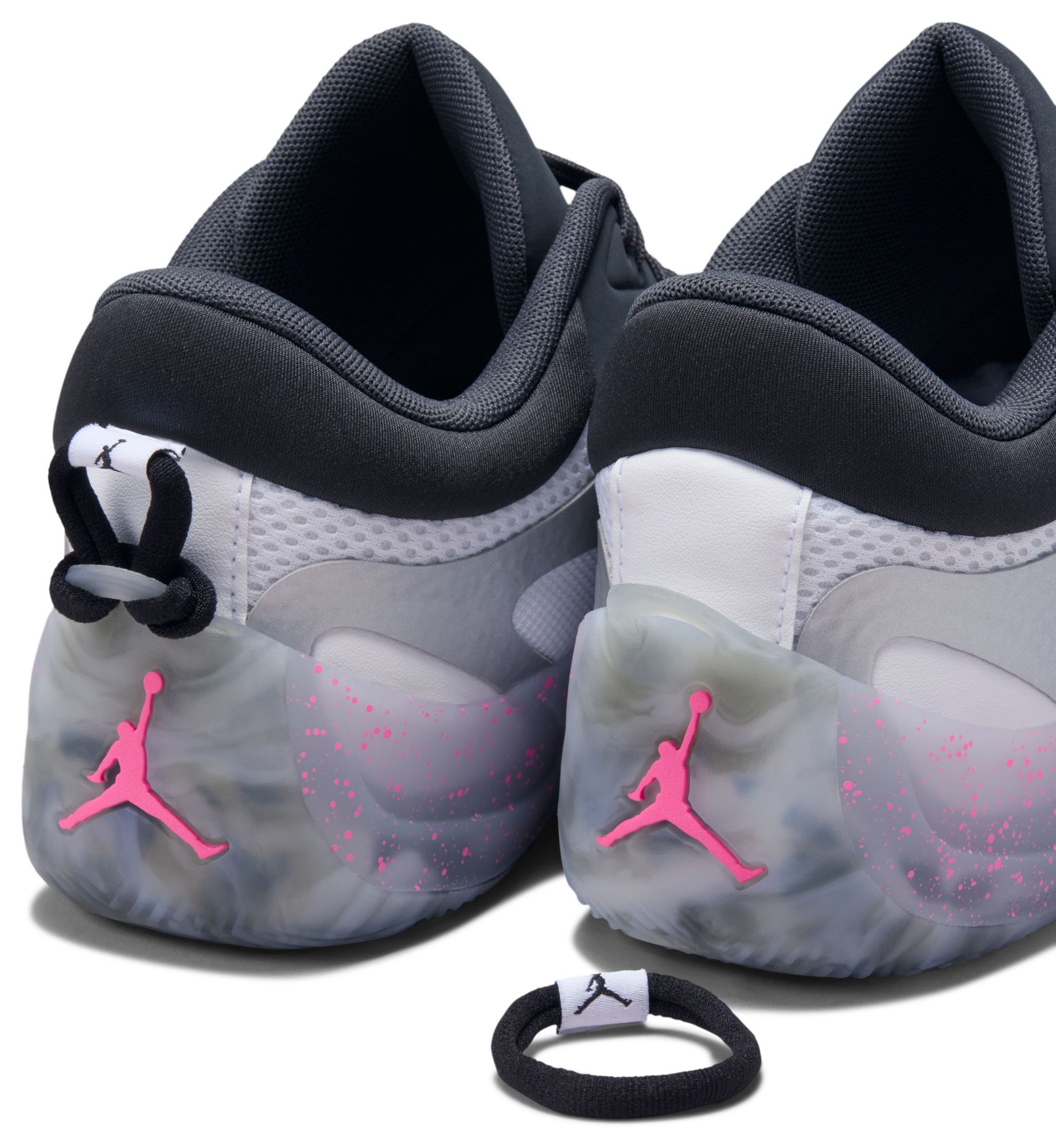 Jordan Women's Heir Series 2 'Silver' Basketball Shoes product image