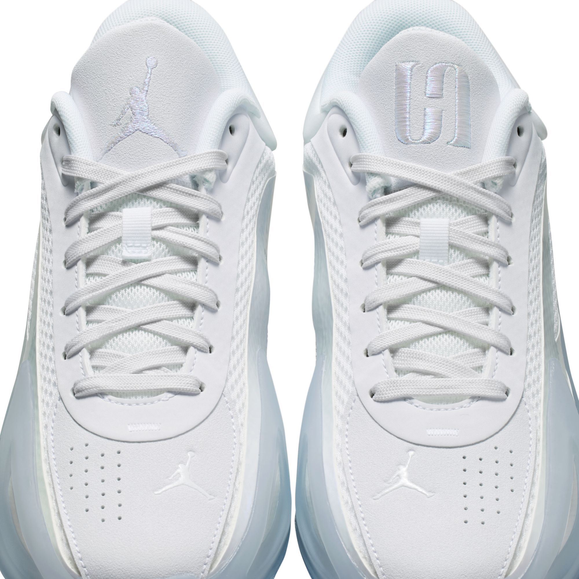Jordan Women's Heir 2 Basketball Shoes product image