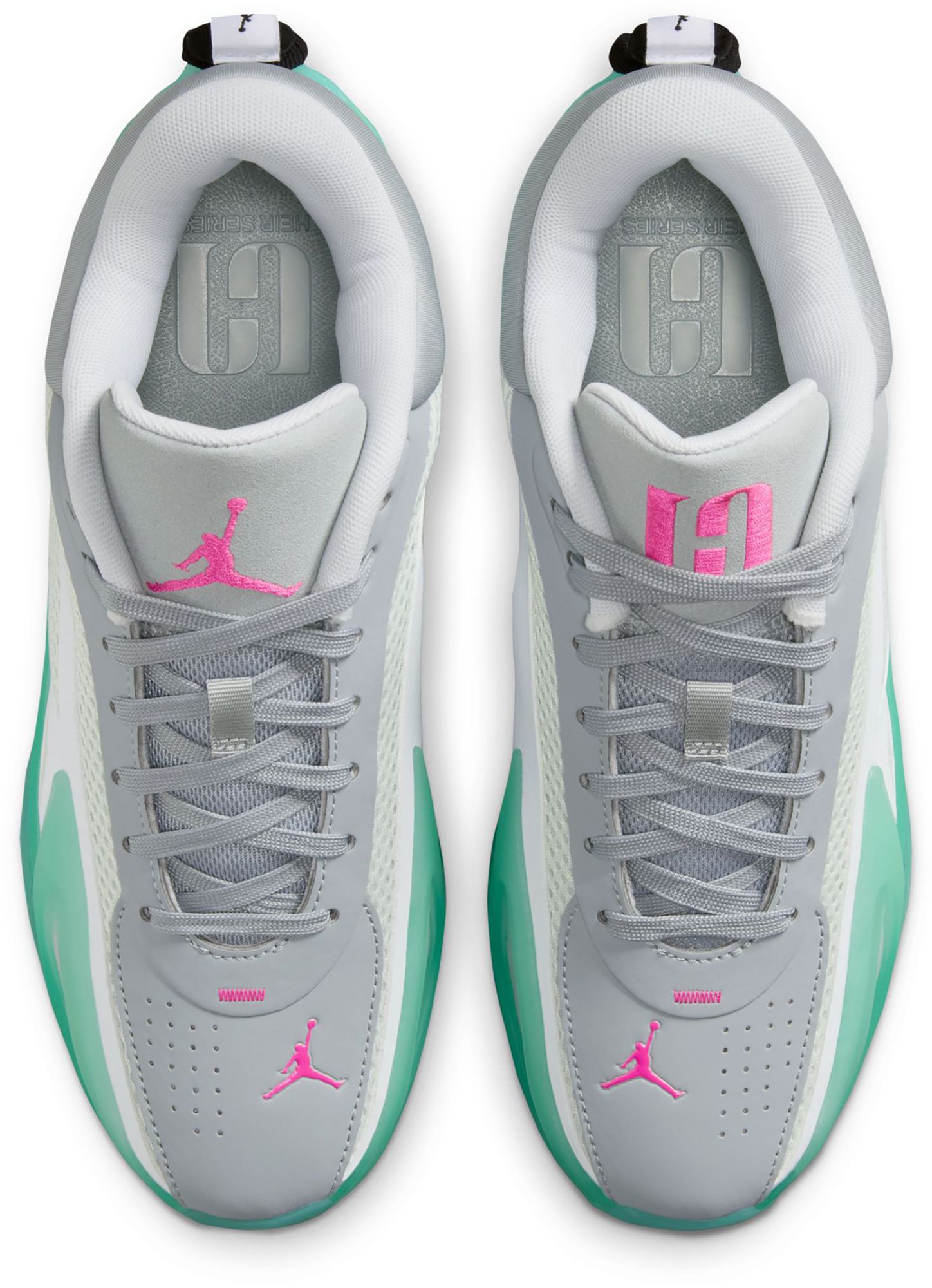 Jordan Women's Heir 2 Basketball Shoes product image