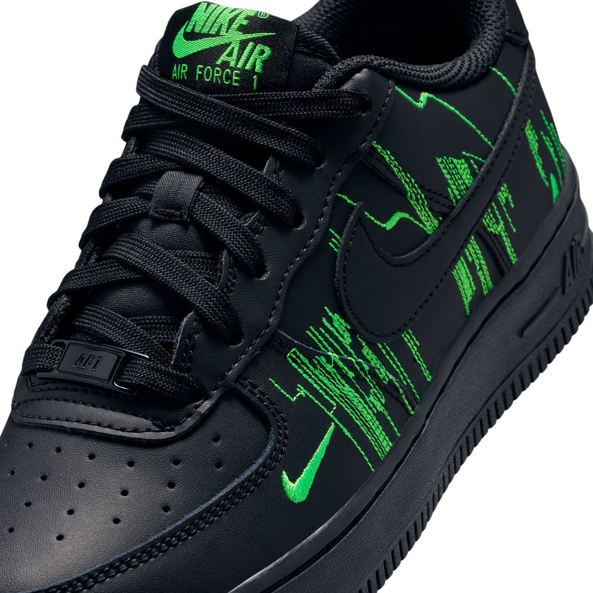 Nike Kids' Grade School Air Force 1 LV8 4 Shoes product image