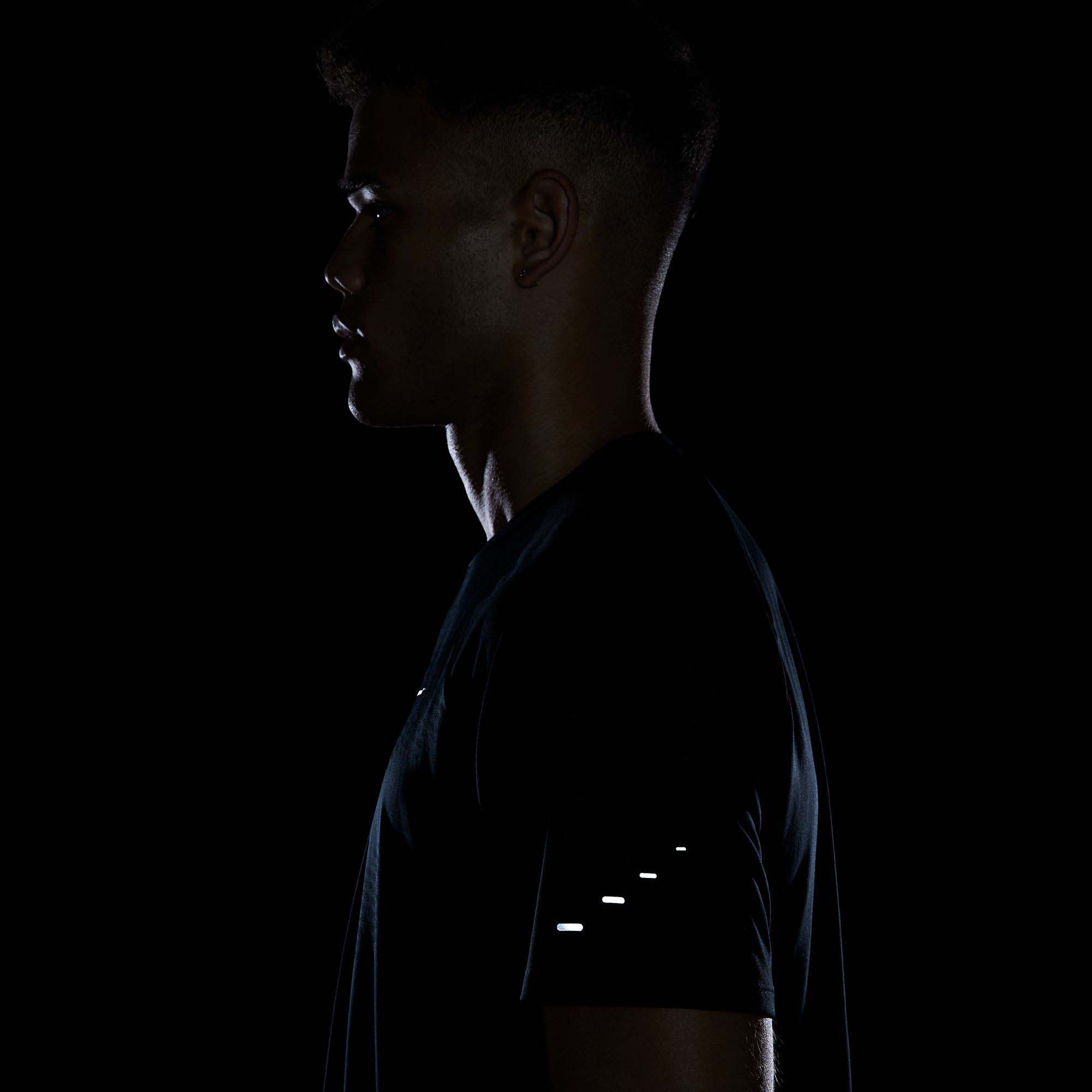 Nike Men's Dri-FIT ADV Stride Running T-Shirt product image