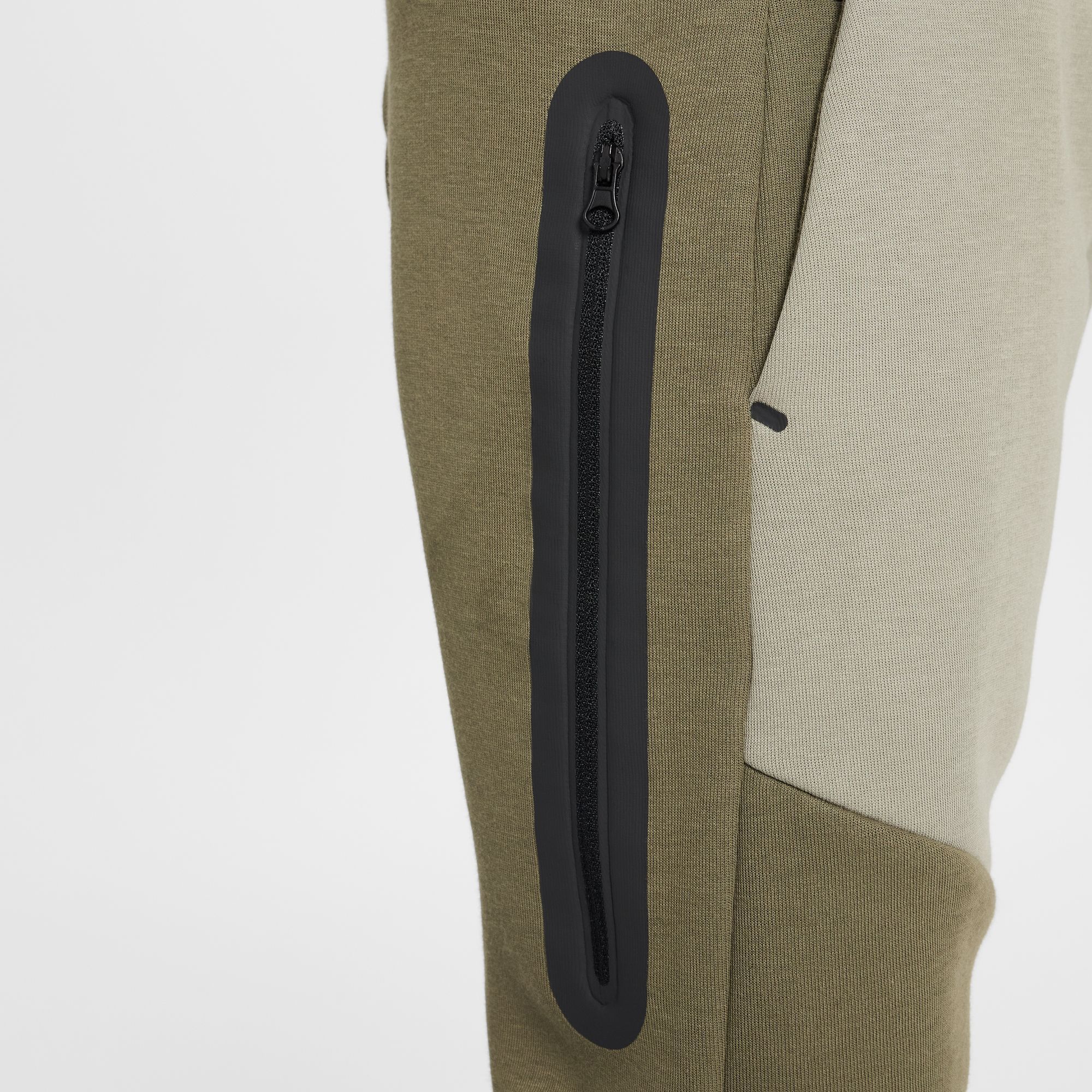 Nike Boys' Tech Fleece Joggers product image