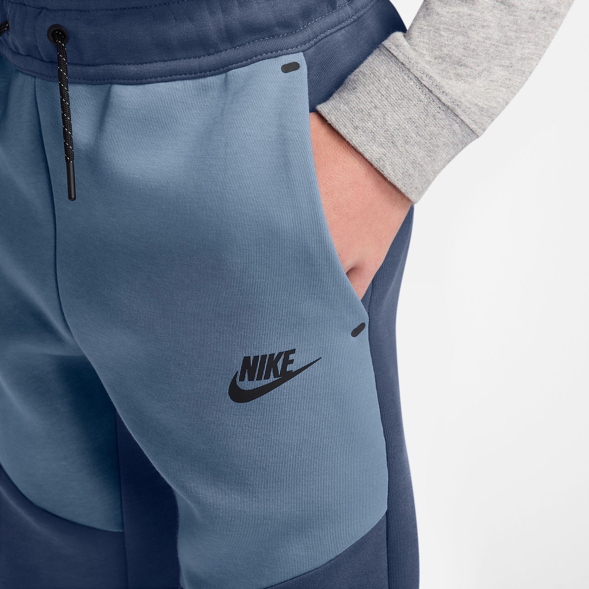 Nike Boys' Tech Fleece Joggers product image