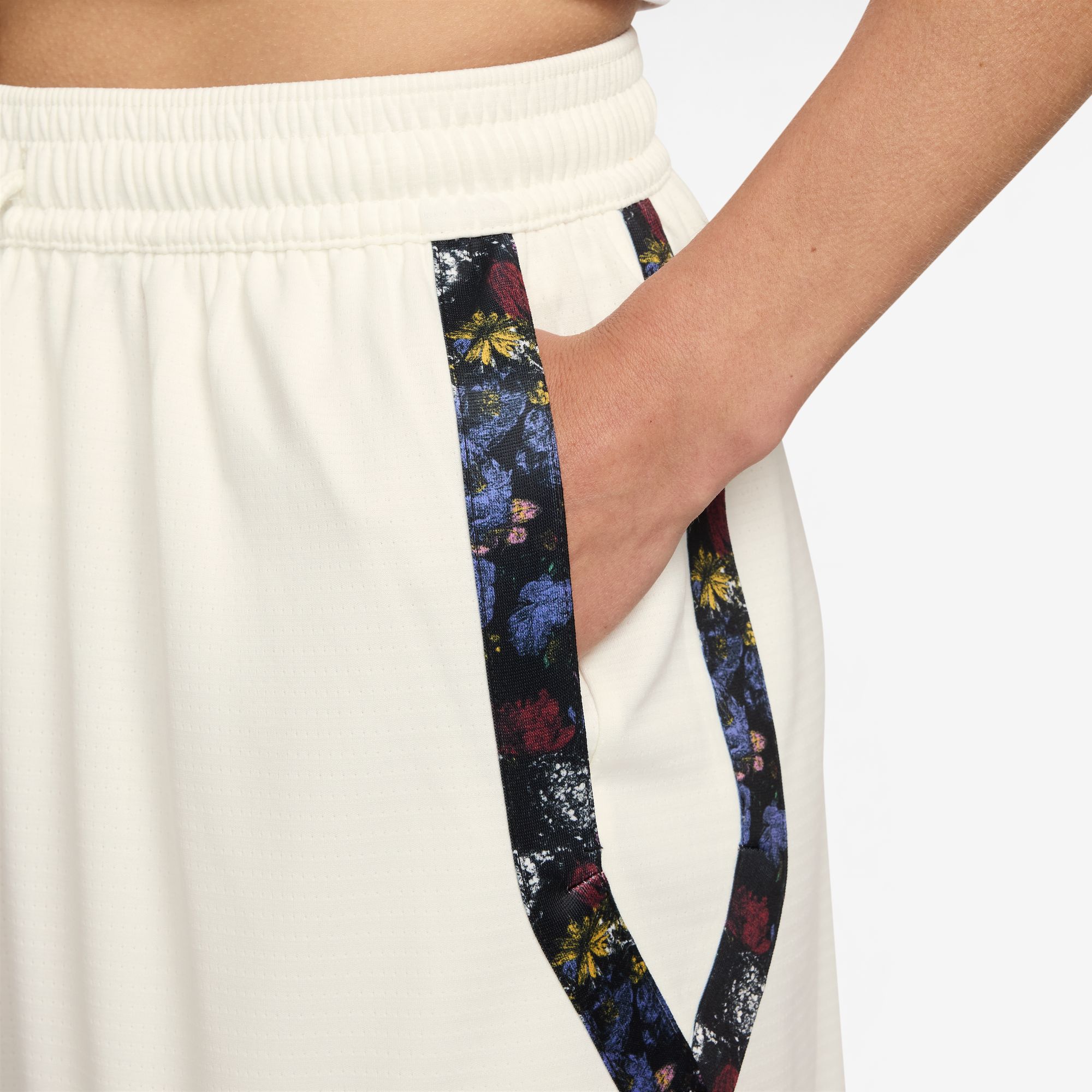 Nike Women's Crossover Dri-FIT Flower 5" Basketball Shorts product image
