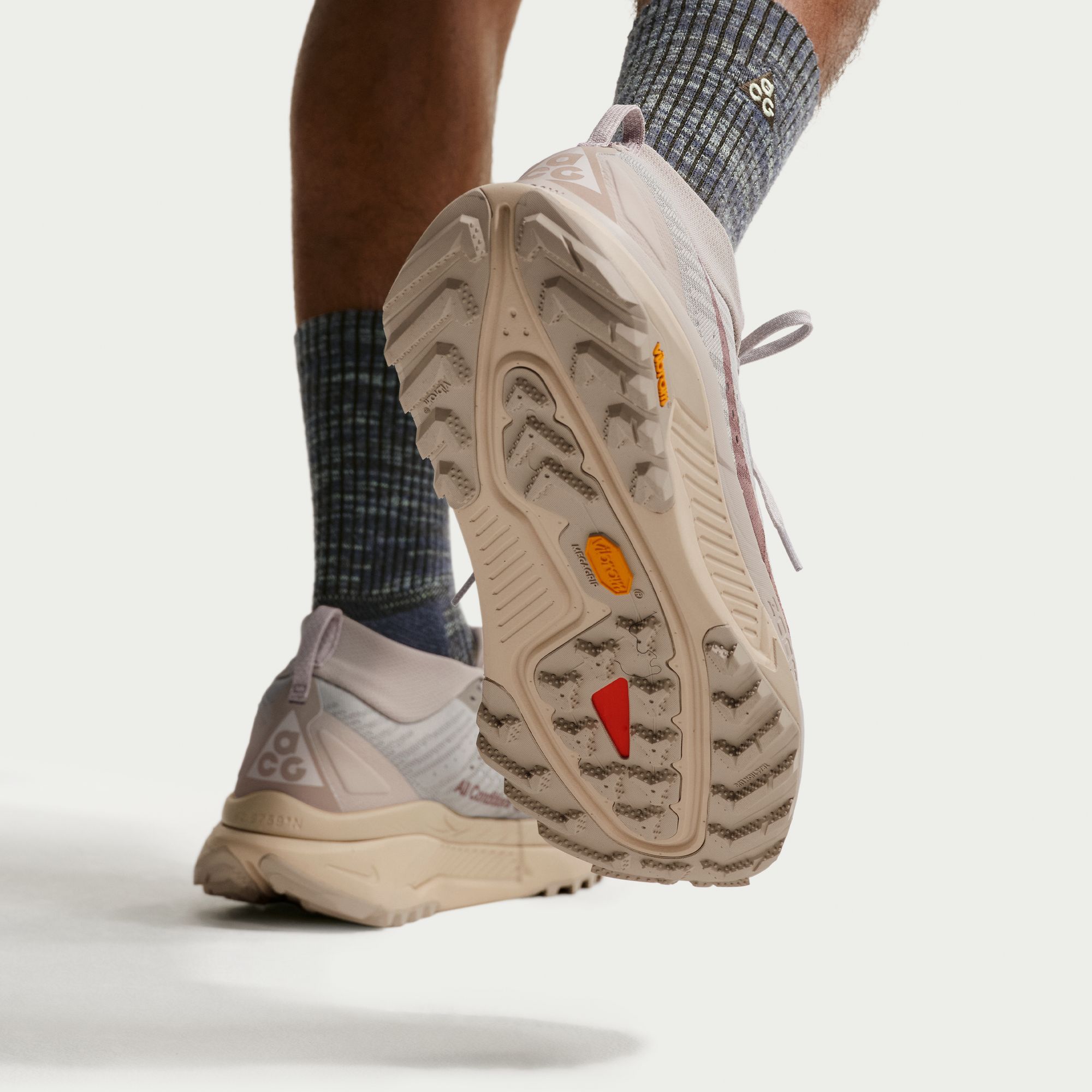 Nike Men's ACG Zegama Trail Running Shoes product image